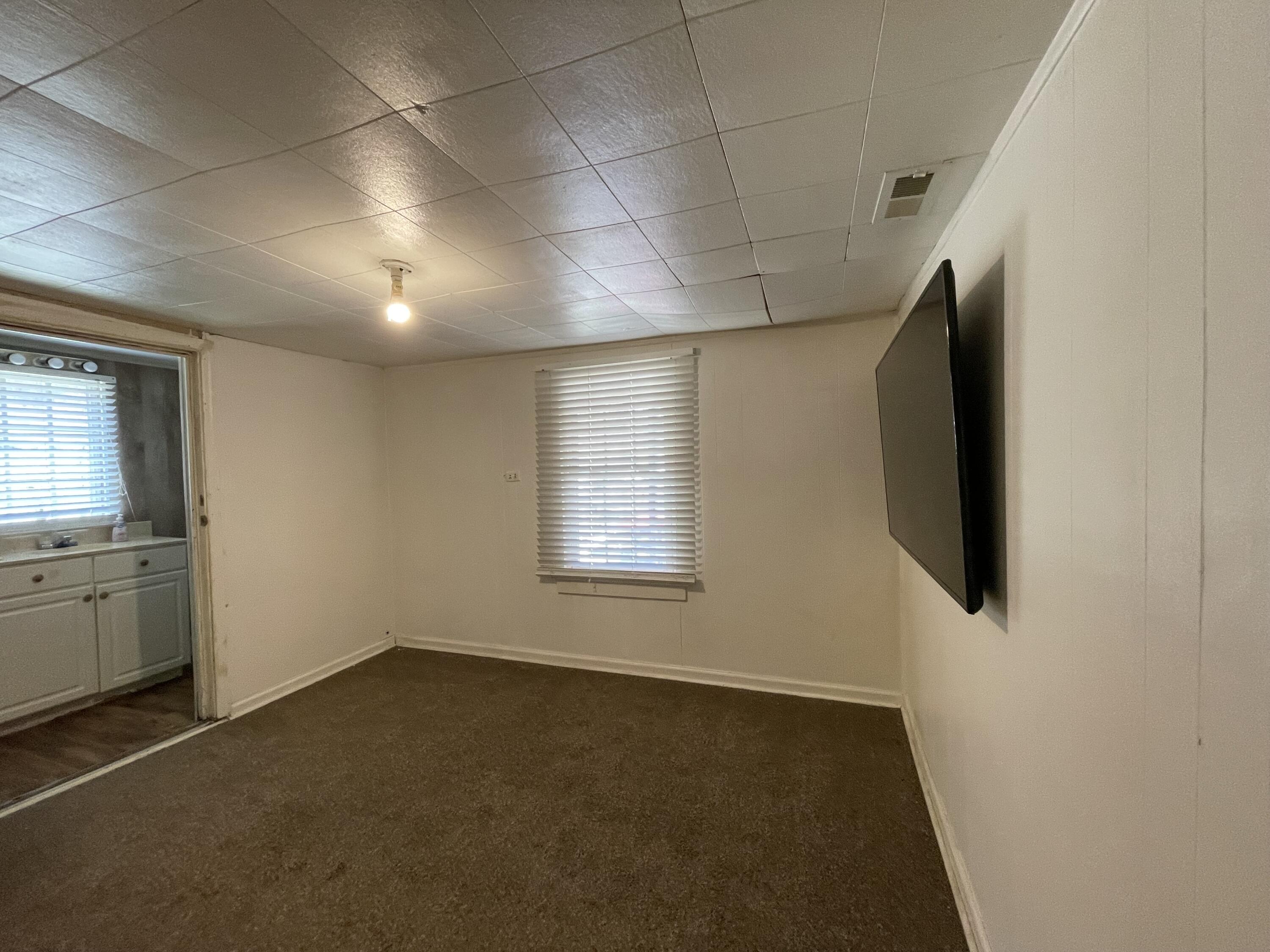 912 S Ky 3438 Property Photo 6