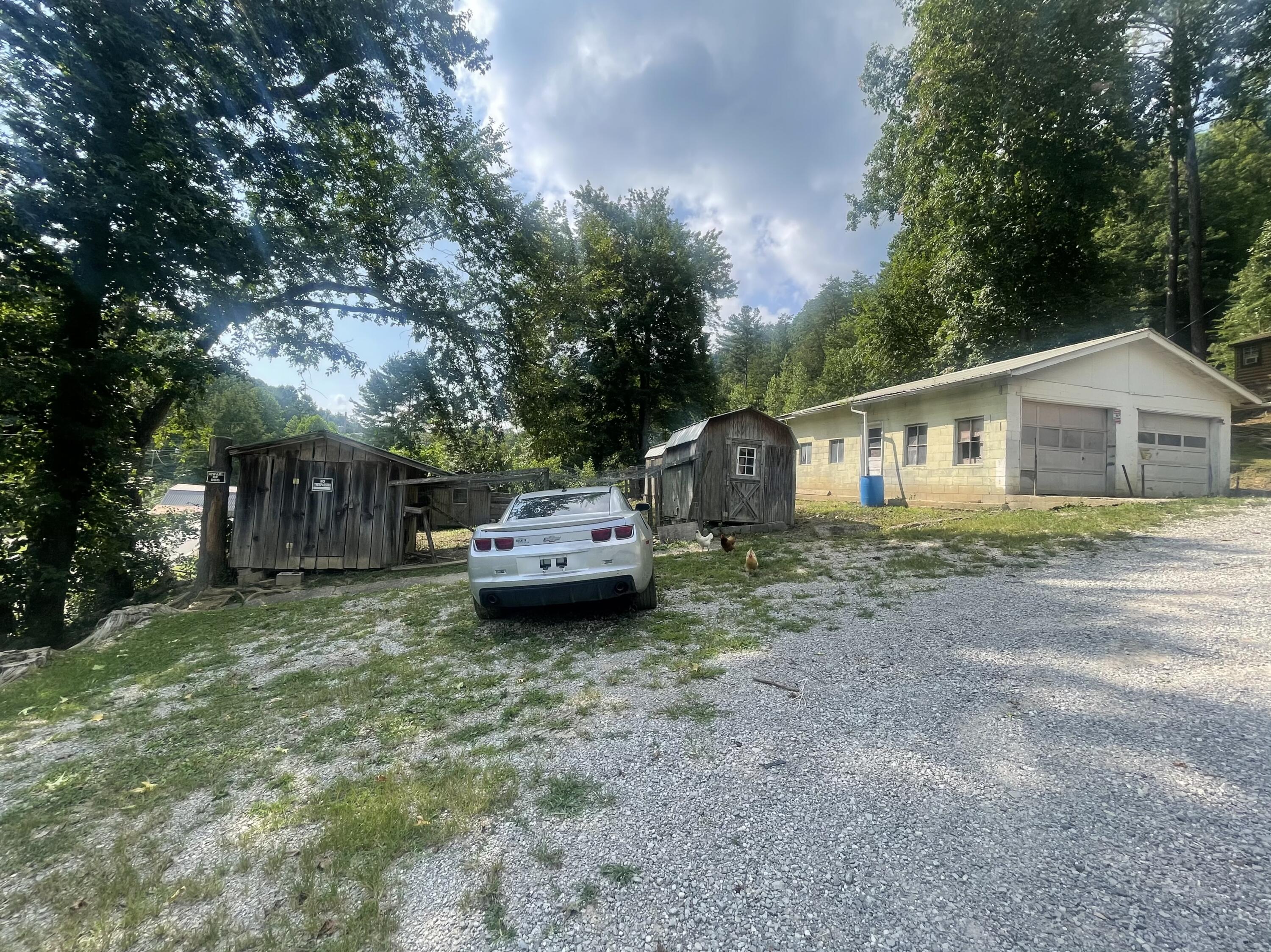 912 S Ky 3438 Property Photo 21