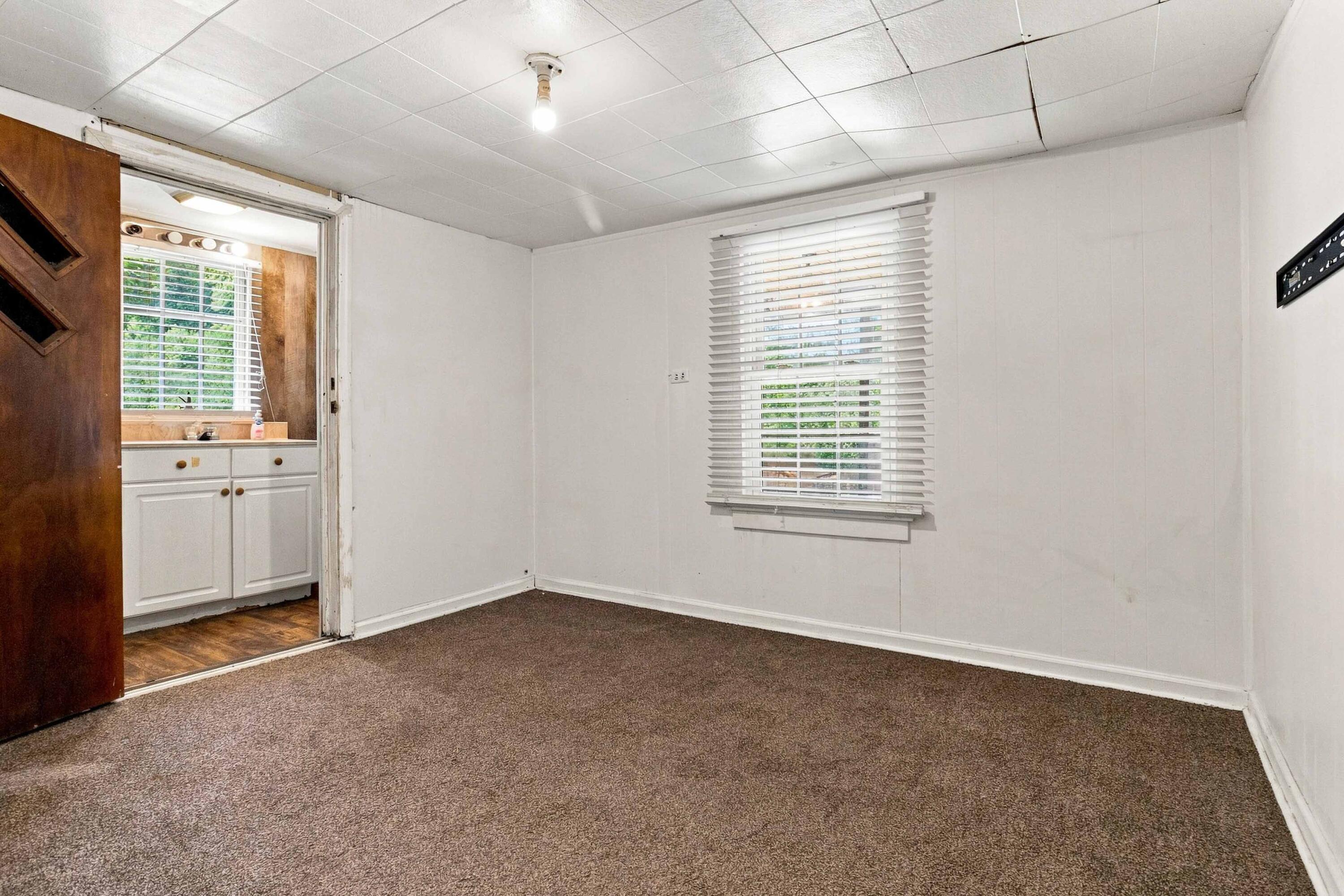 912 S Ky 3438 Property Photo 37
