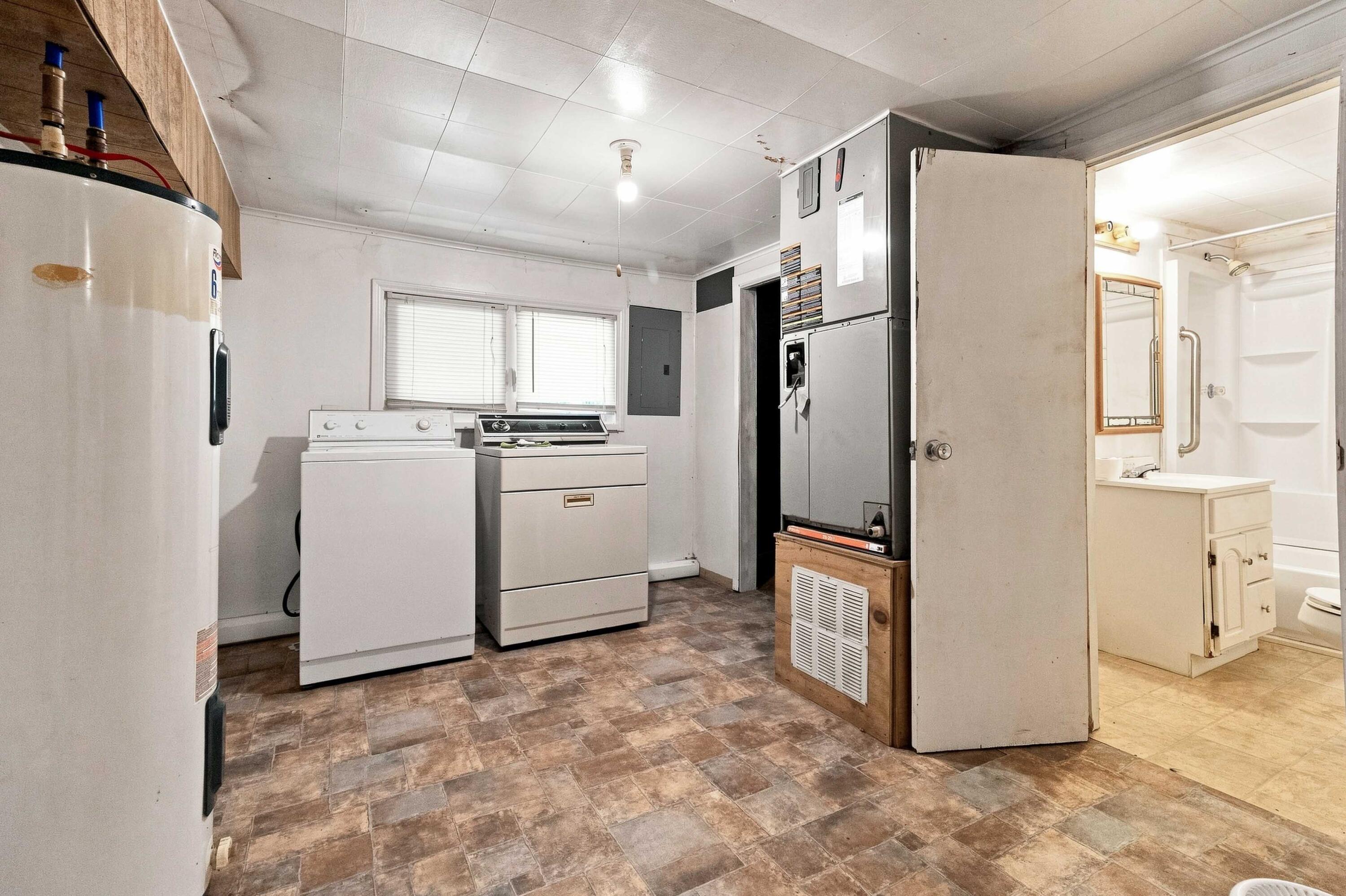 912 S Ky 3438 Property Photo 40