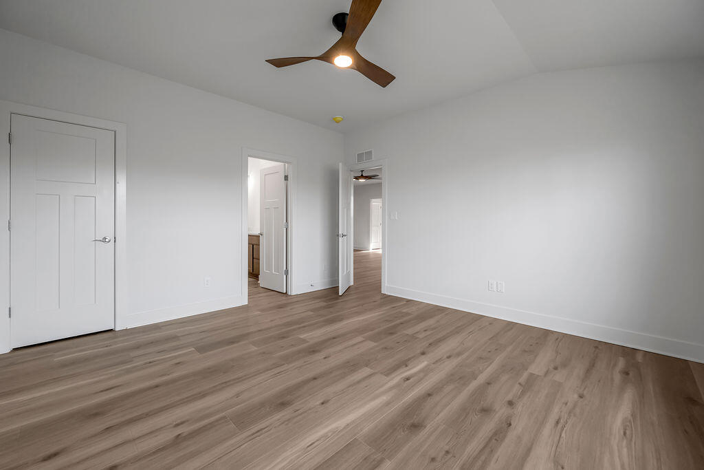 753 Shady Cove Property Photo 22