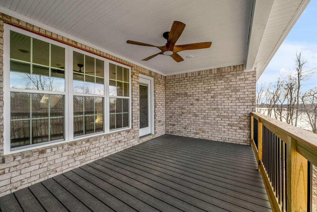 753 Shady Cove Property Photo 27
