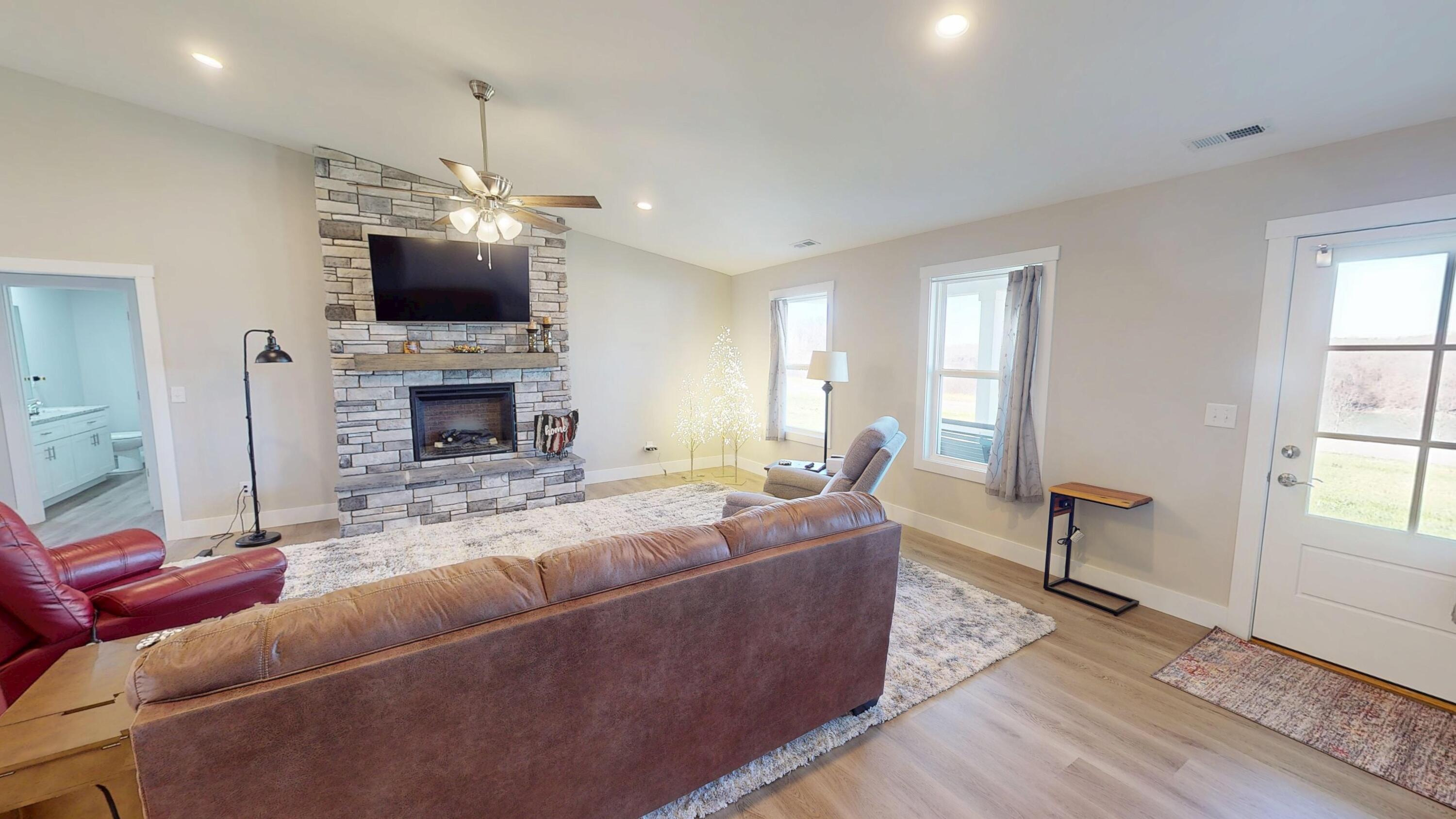 541 Beacon Street Property Photo 7