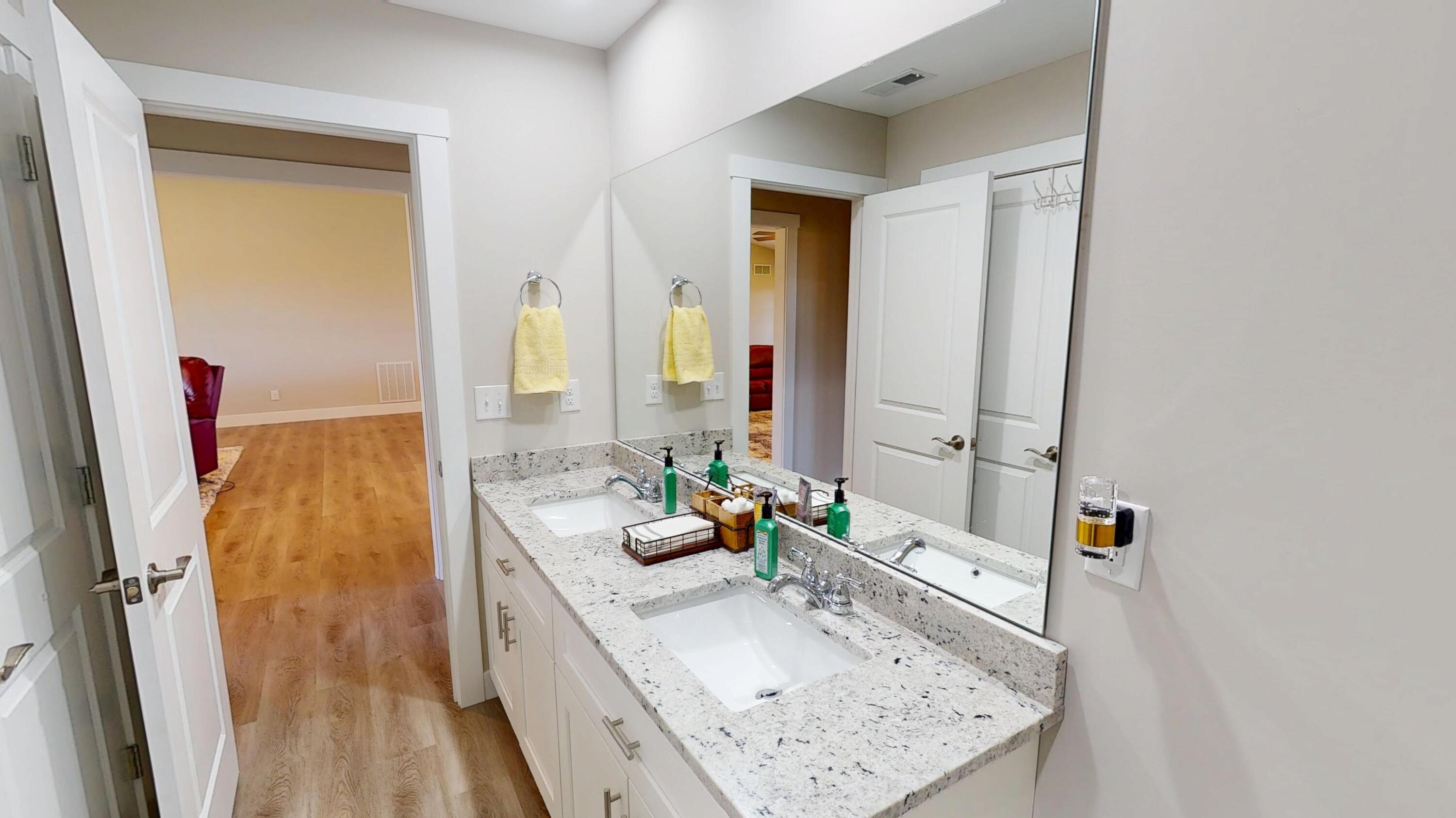 541 Beacon Street Property Photo 27