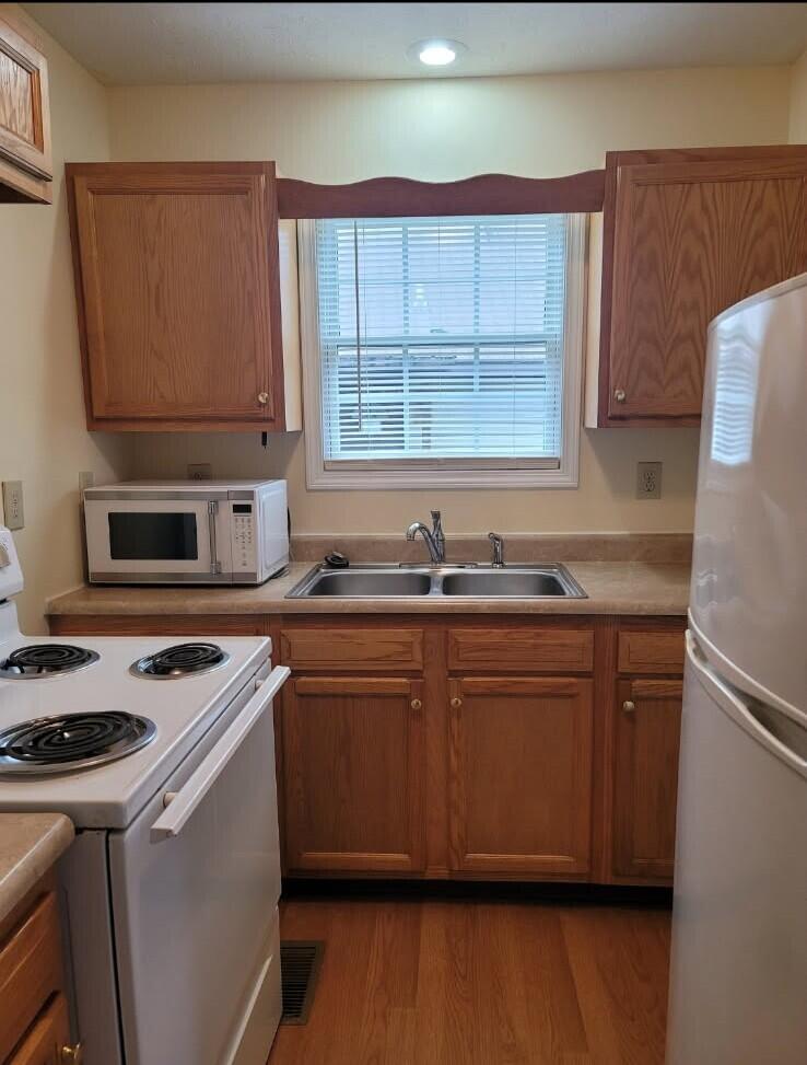 217 & 219 Elizabeth Drive 217 219 A-b Property Photo 30