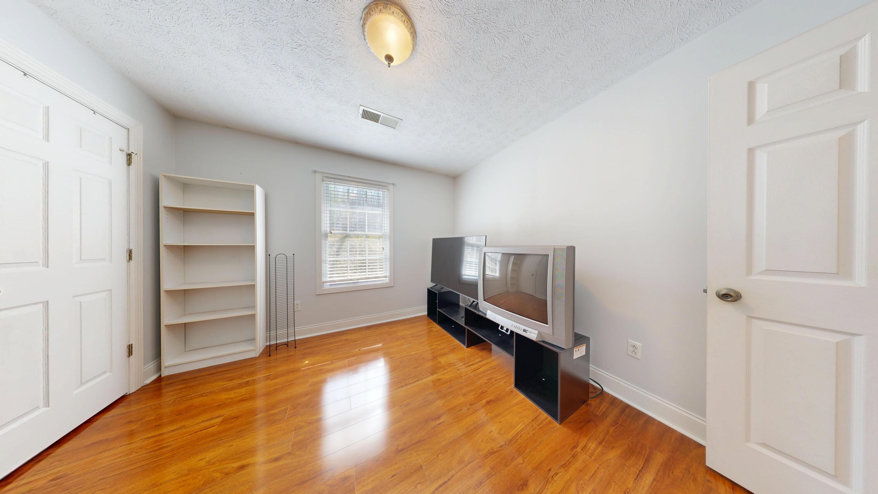 2563 Schoolhouse Hill Road Property Photo 43