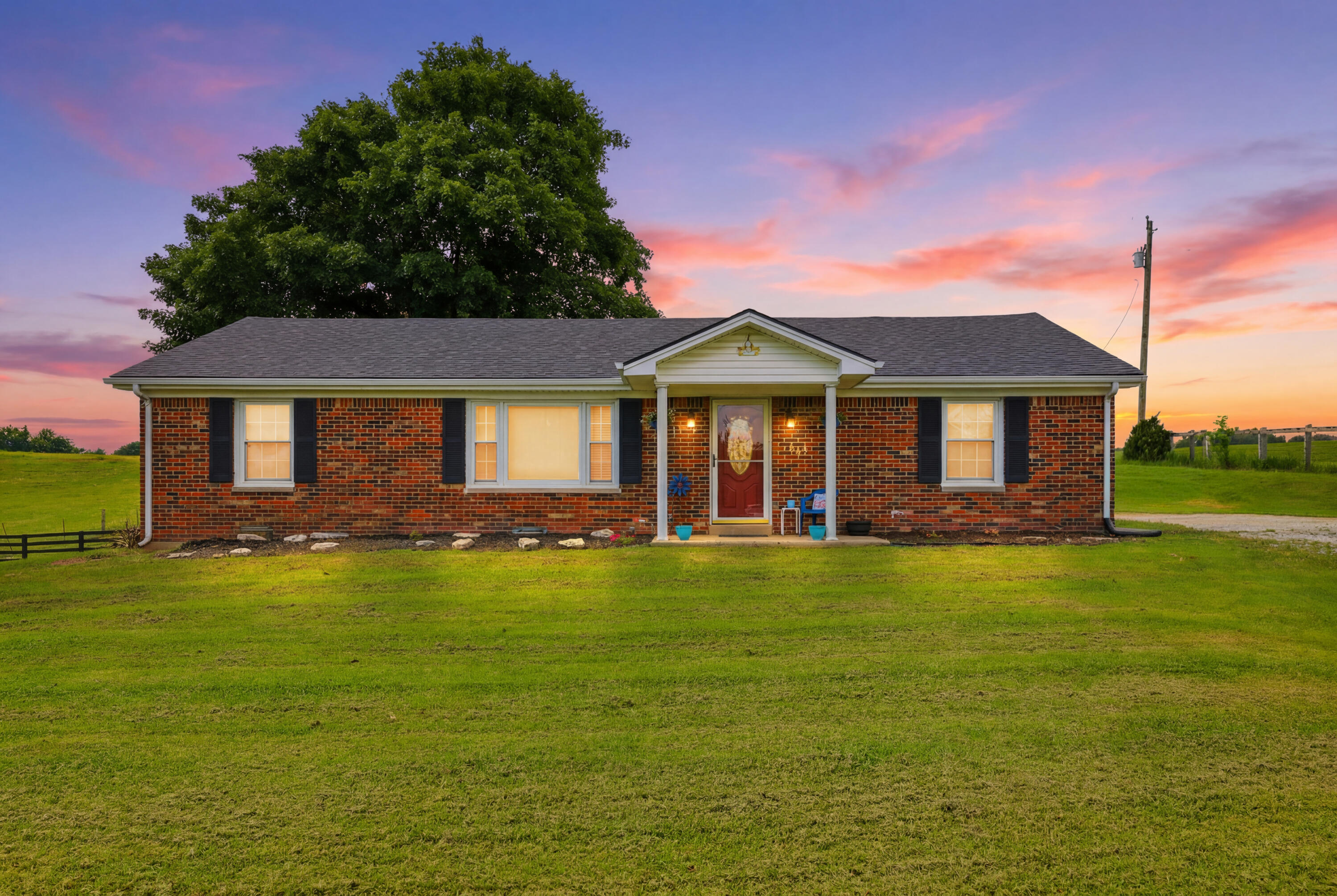 325 Goodlett Road Property Photo 1
