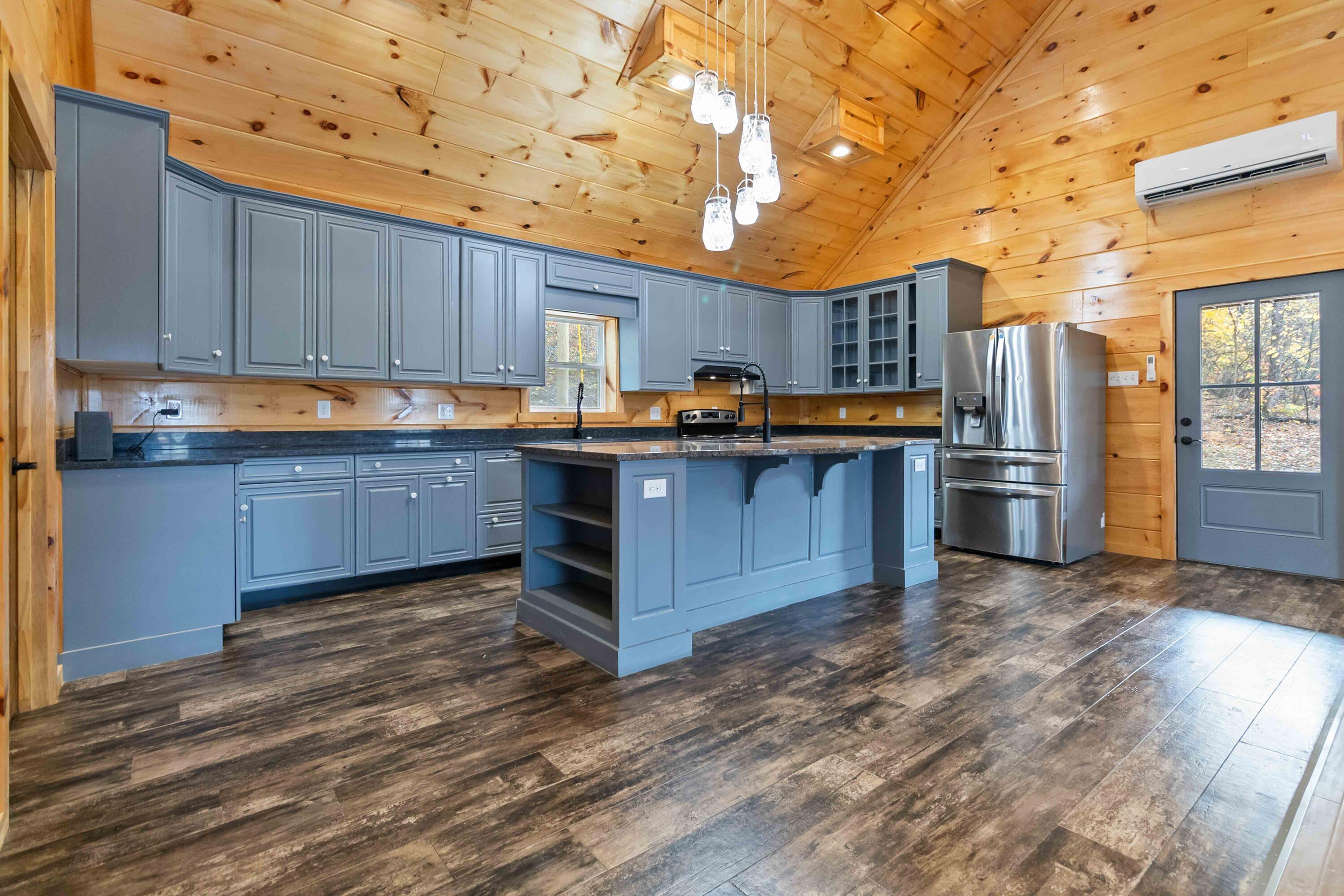 949 3447 Highway Property Photo 15