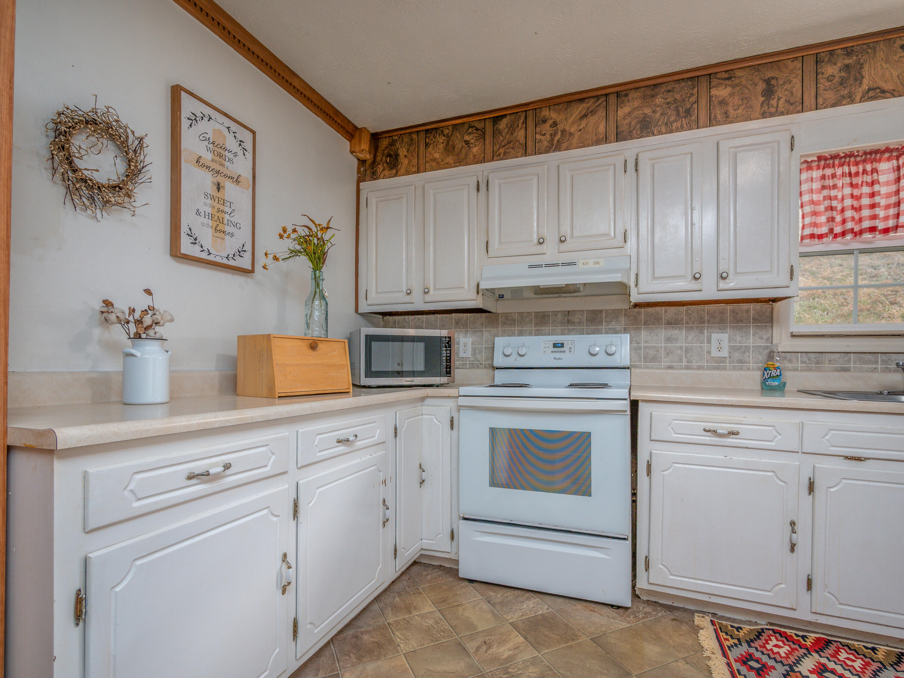 4934 State Highway 589 Property Photo 13