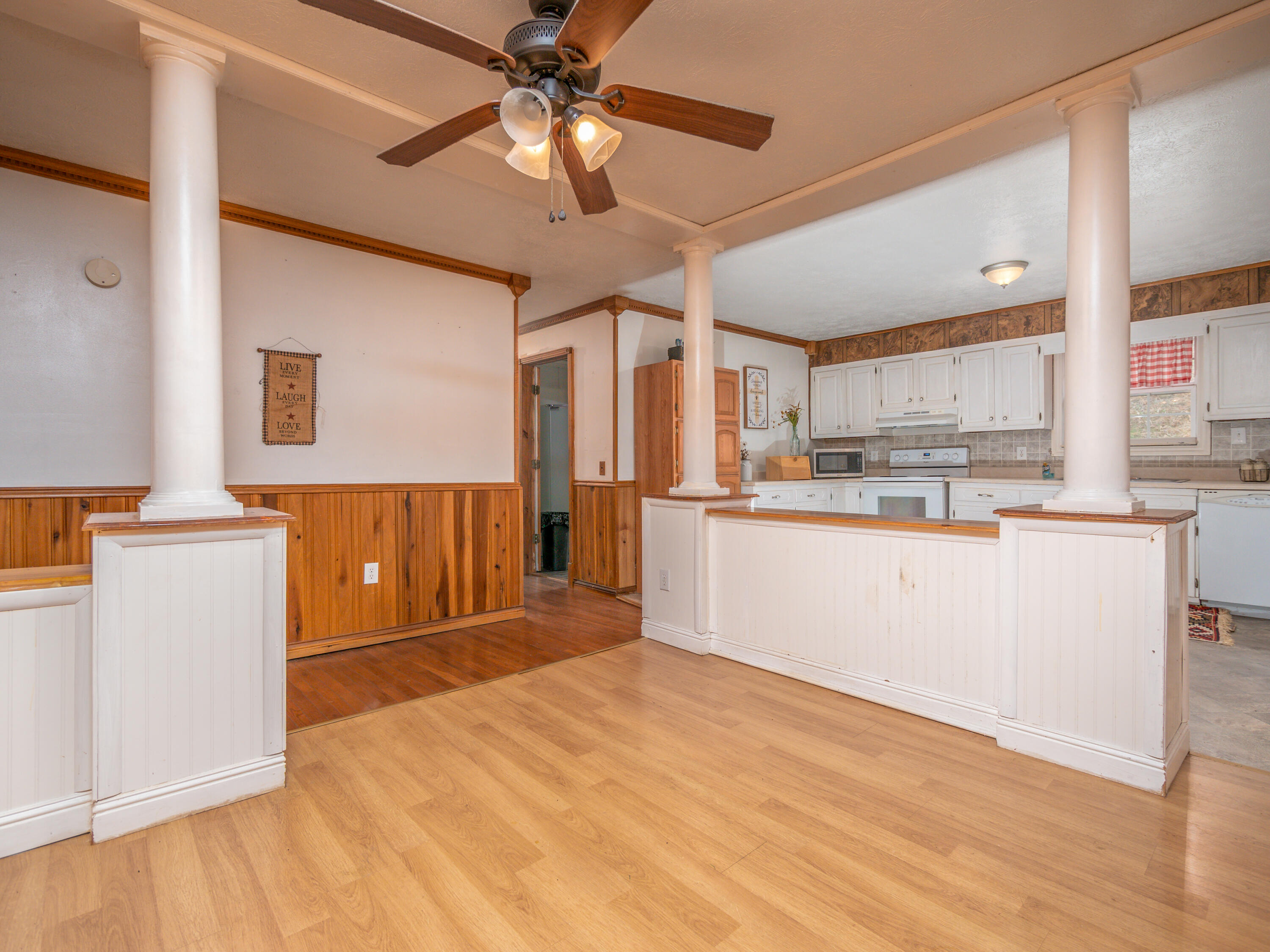 4934 State Highway 589 Property Photo 14