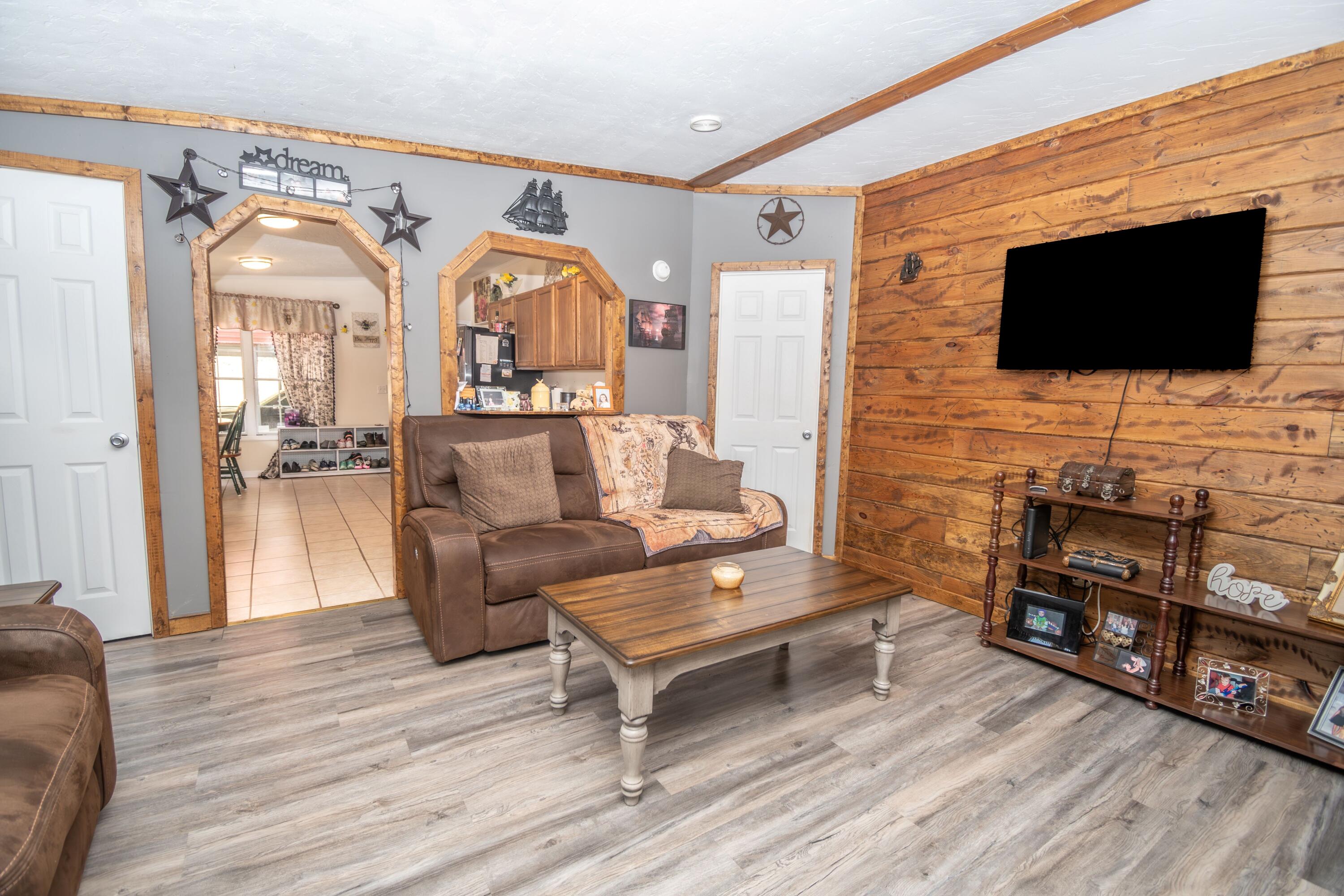 706 Abner Fork Road Property Photo 10