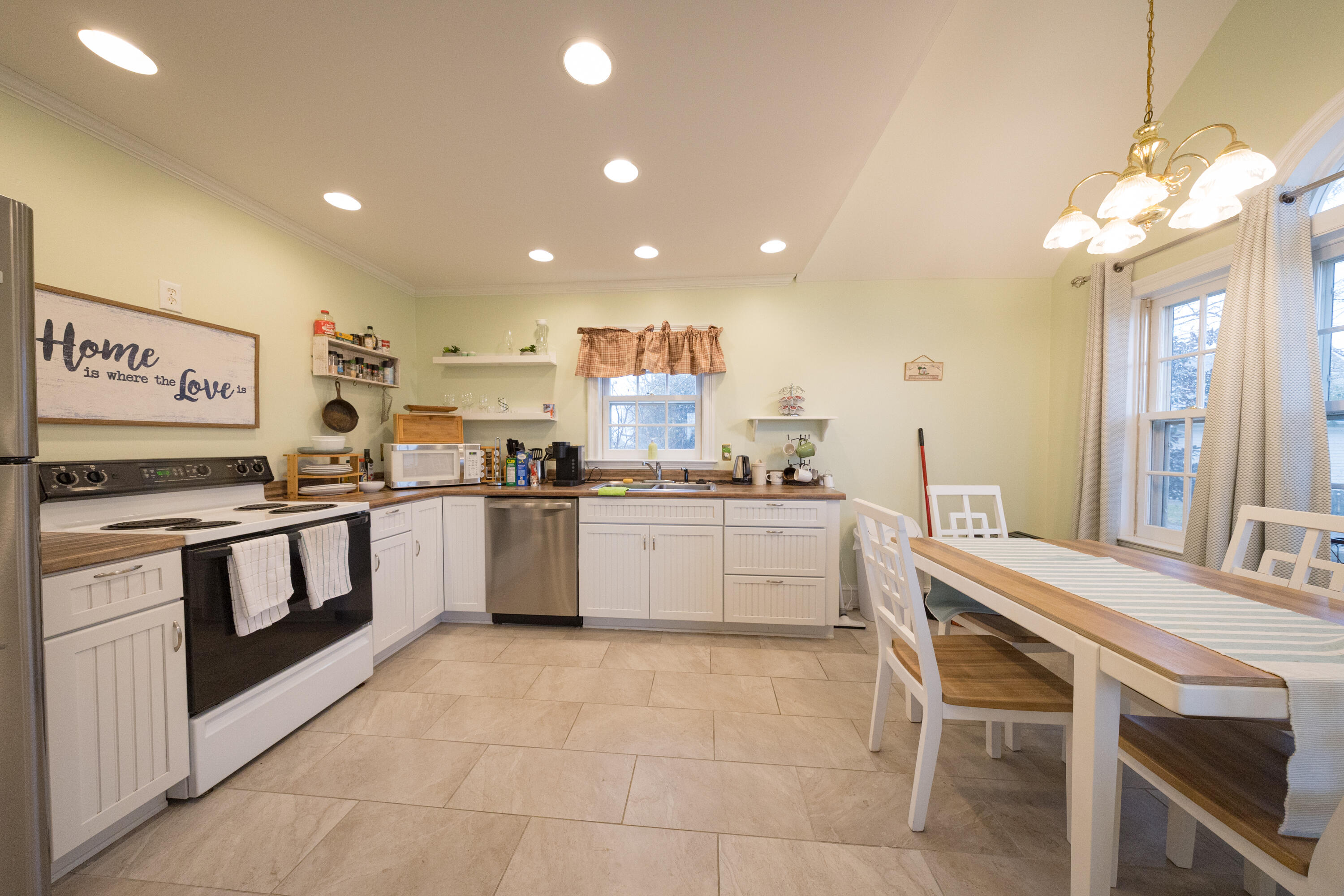 710 Jackstown Road Property Photo 42