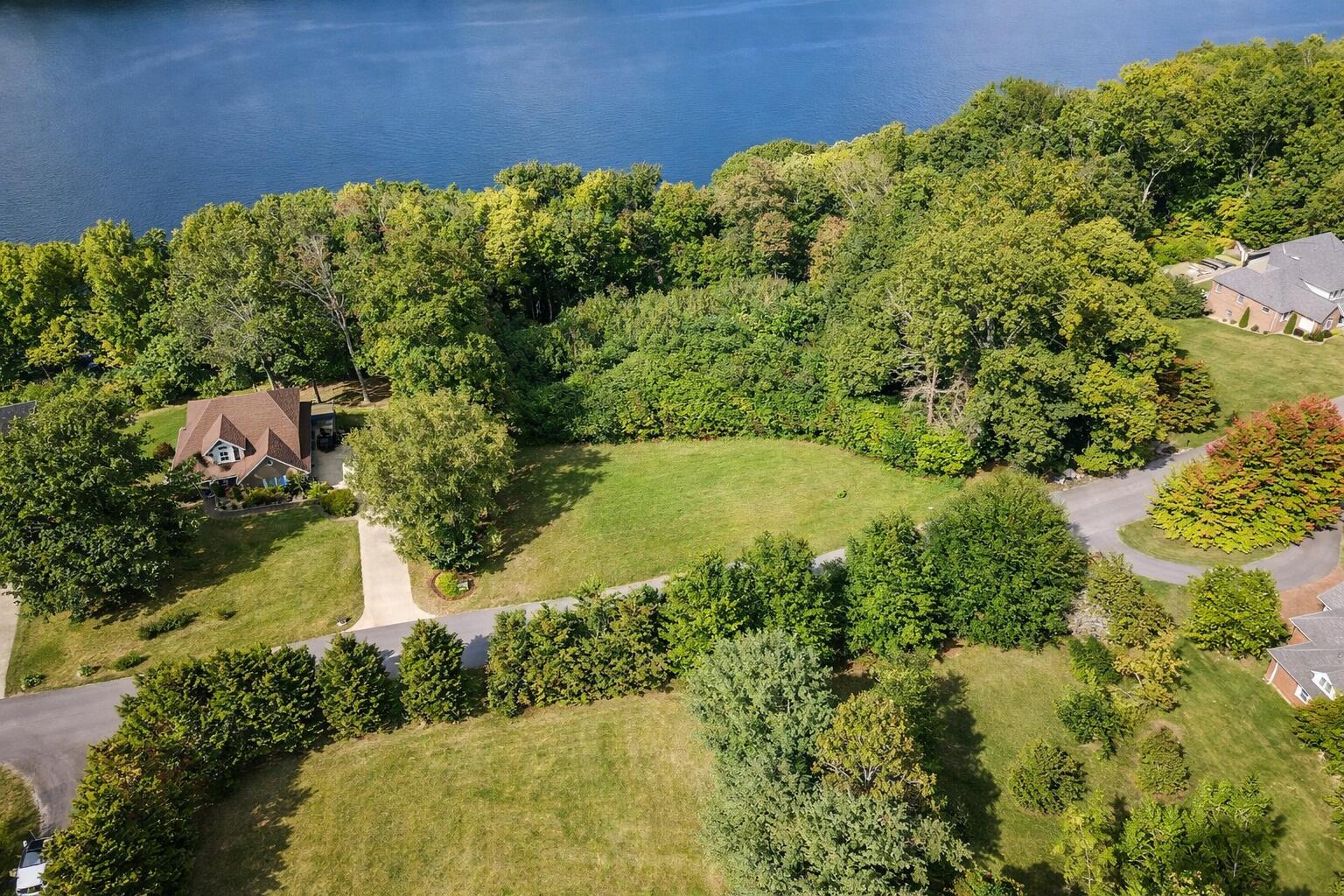 372 & 348 Colson Drive Property Photo 3