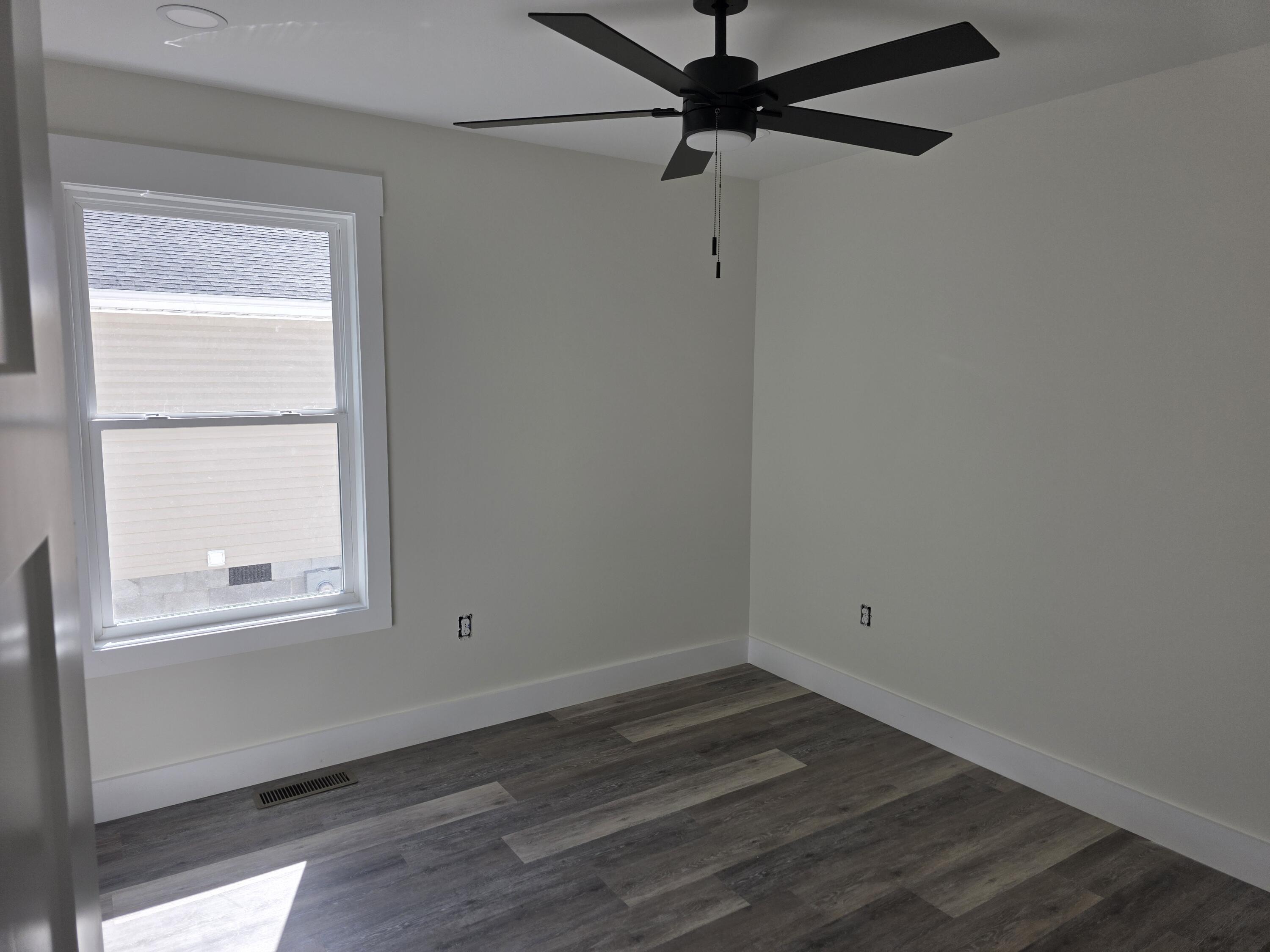 618 Gordon Street Property Photo 6