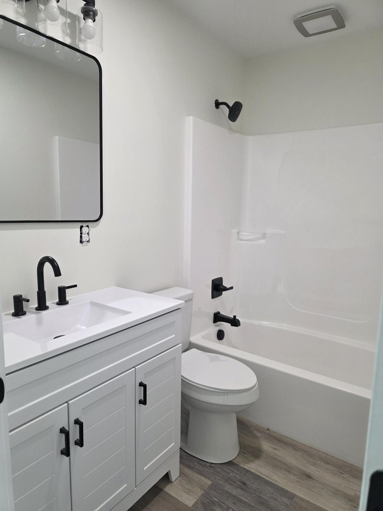 618 Gordon Street Property Photo 7