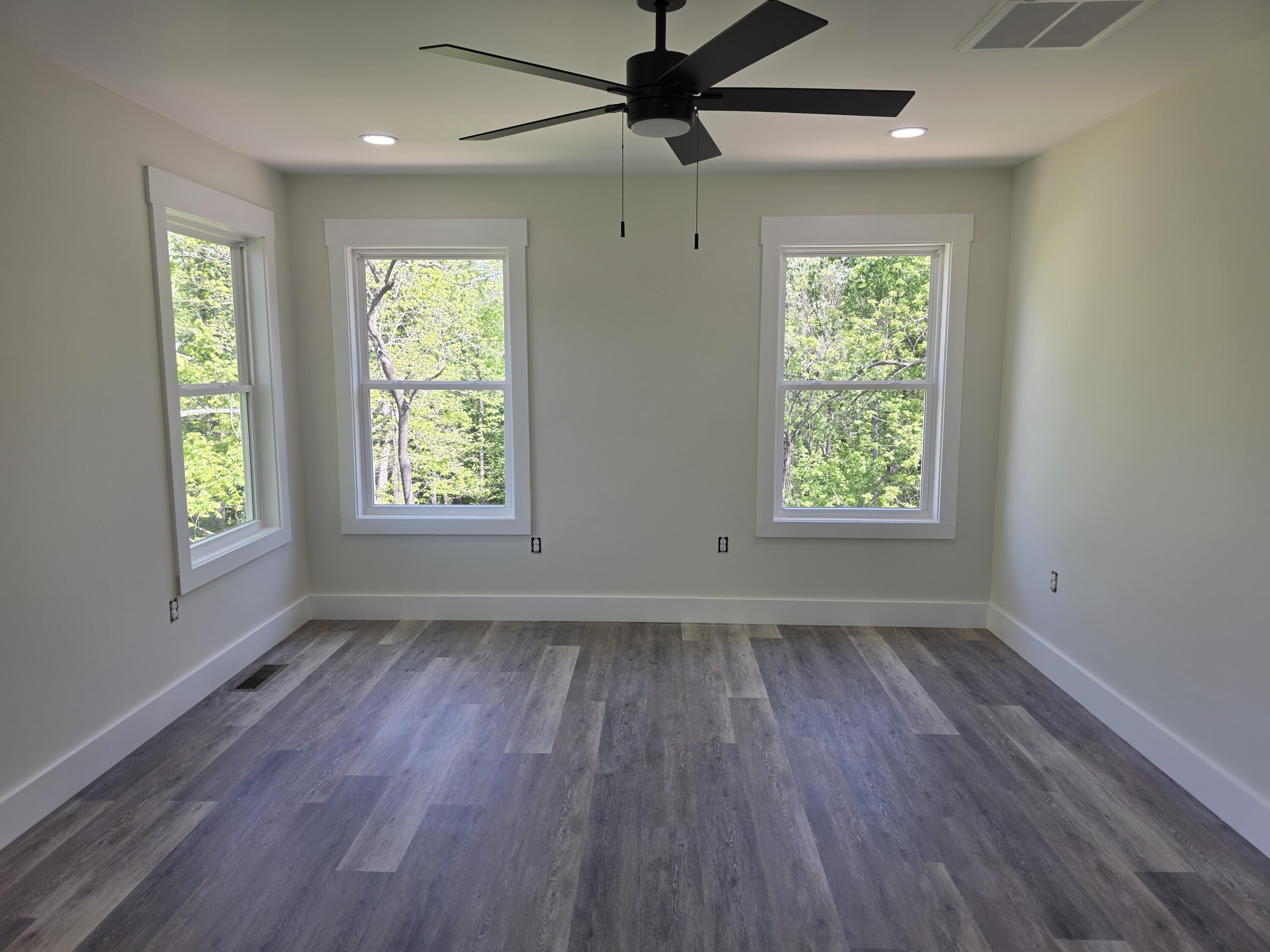 618 Gordon Street Property Photo 10