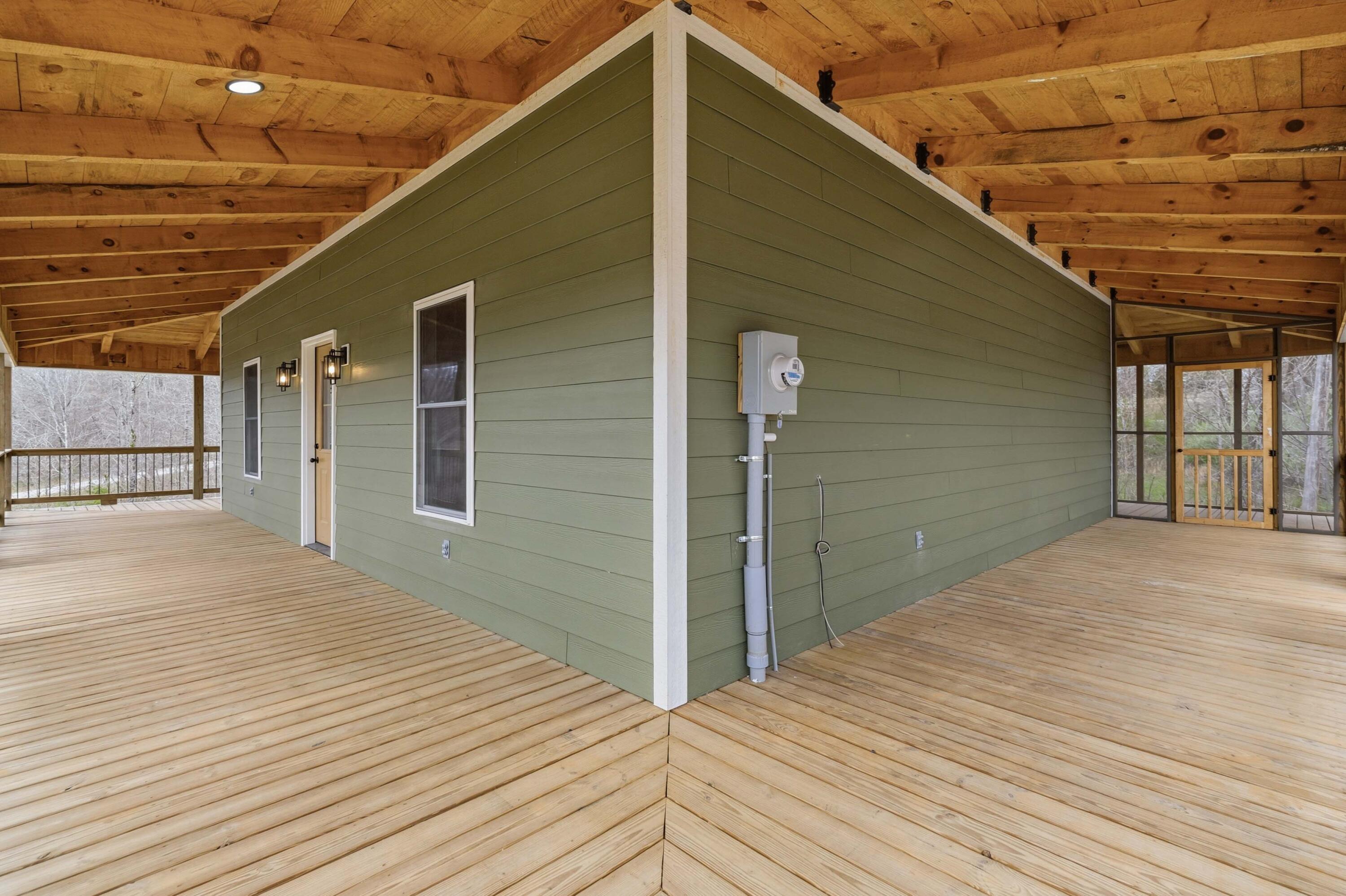 131 Pumpkin Creek Circle Property Photo 3