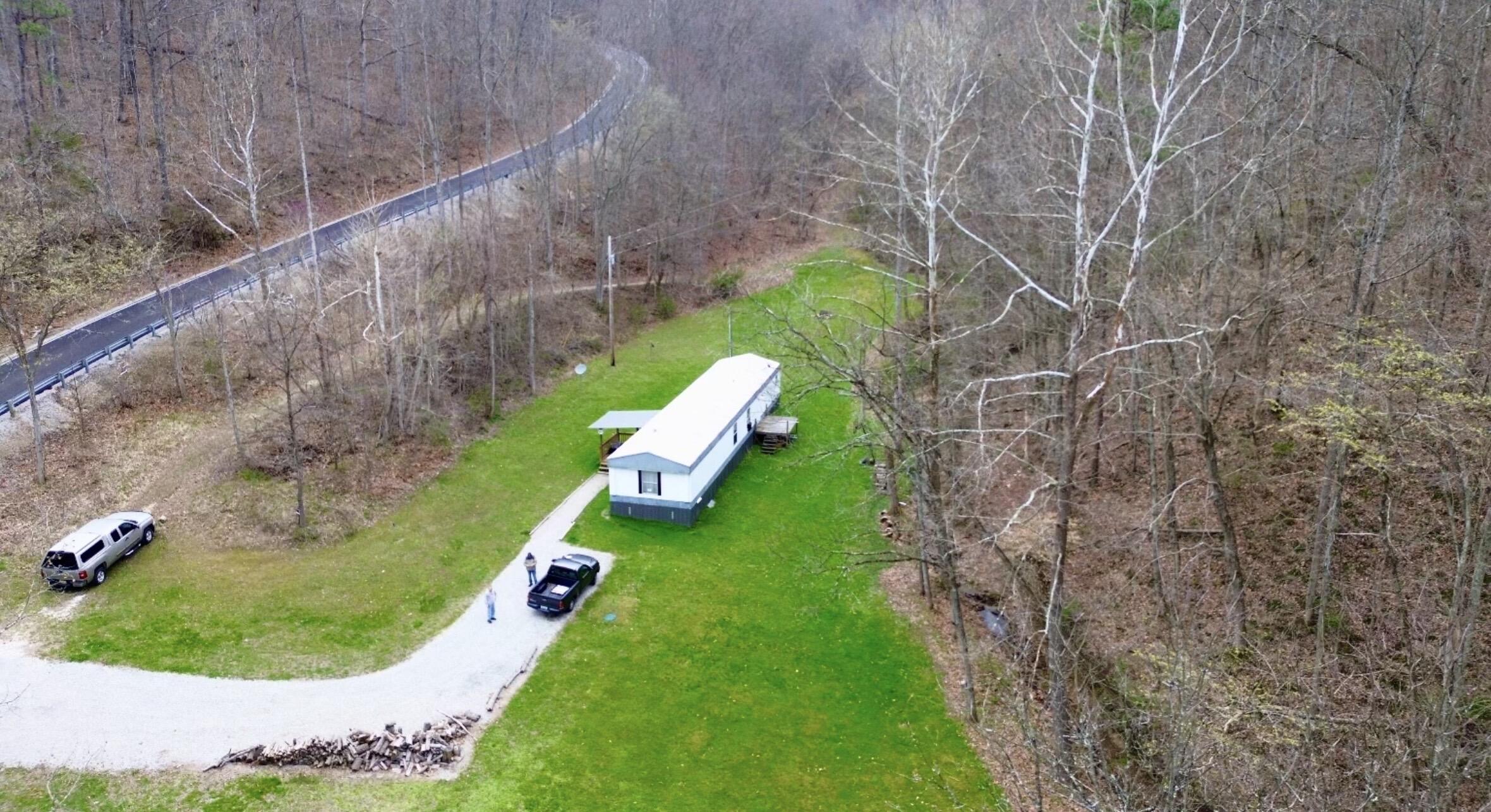 3252 Scotts Branch Road Property Photo 2