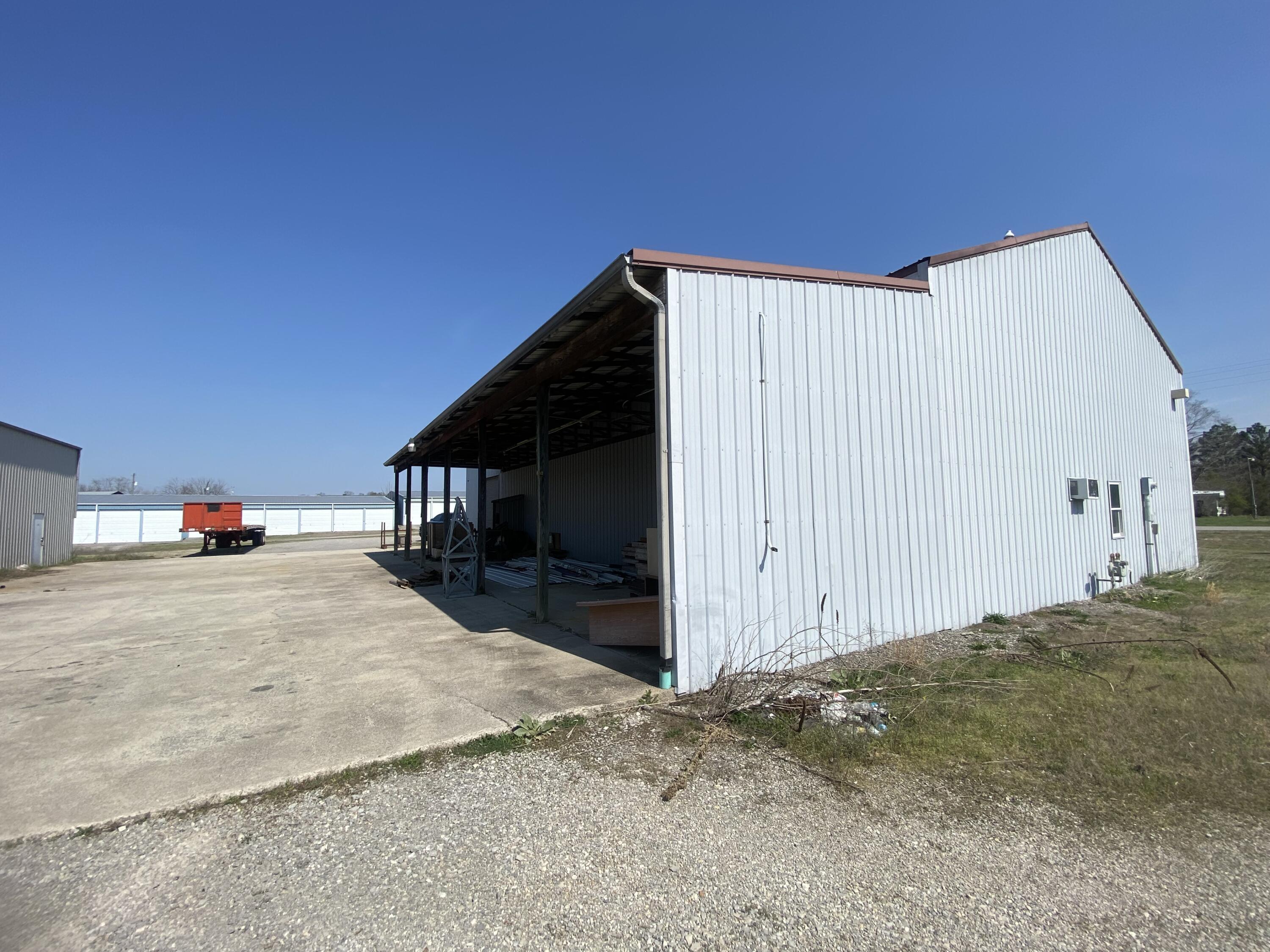 698 State Hwy 1383 Property Photo 38