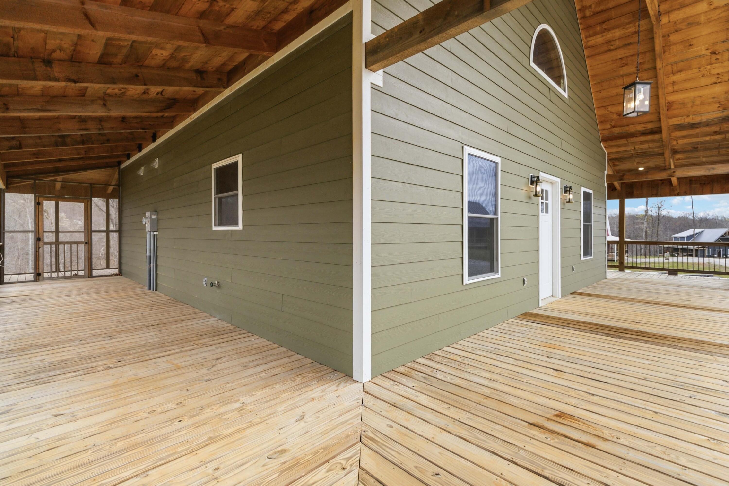 223 Pumpkin Creek Circle Property Photo 4