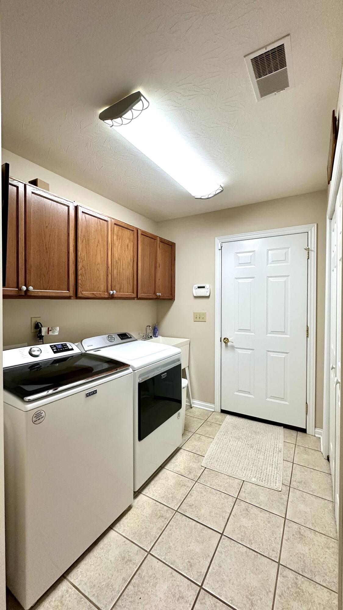 101 Village Drive Property Photo 46