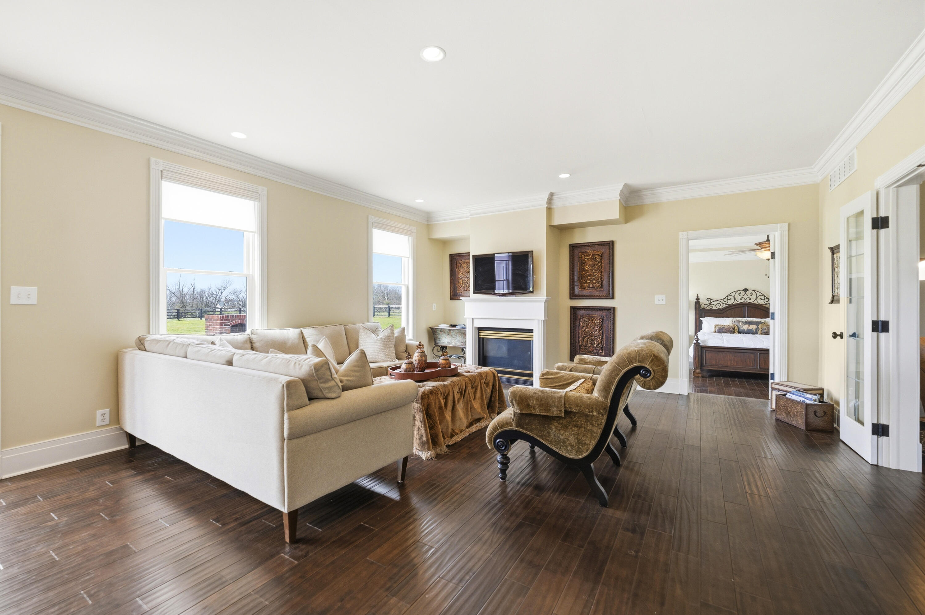 3600 Briar Hill Road Property Photo 11