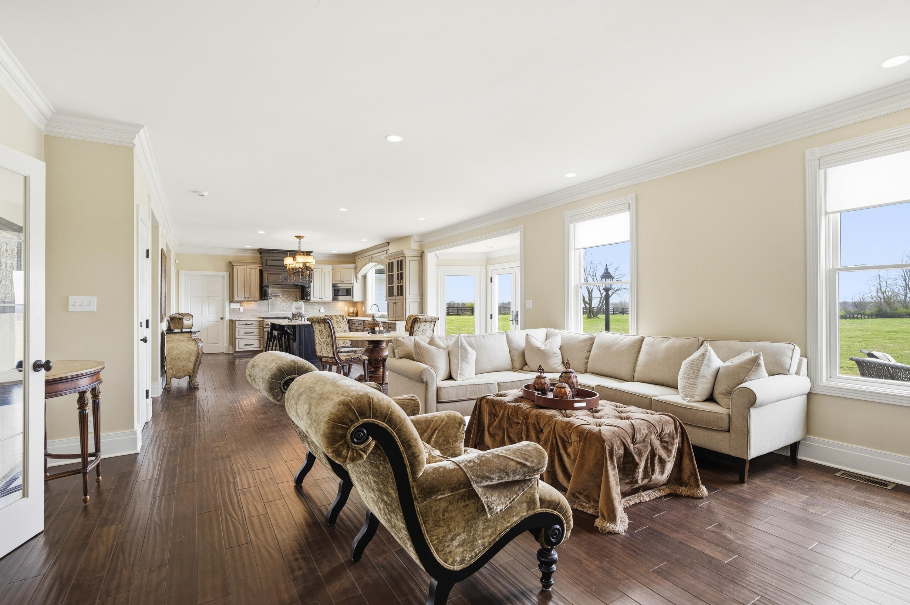 3600 Briar Hill Road Property Photo 12
