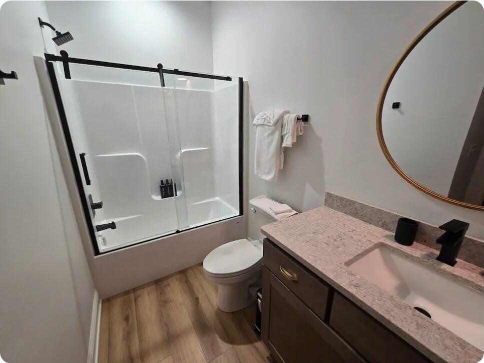 180 Peach Tree Lane Property Photo 14