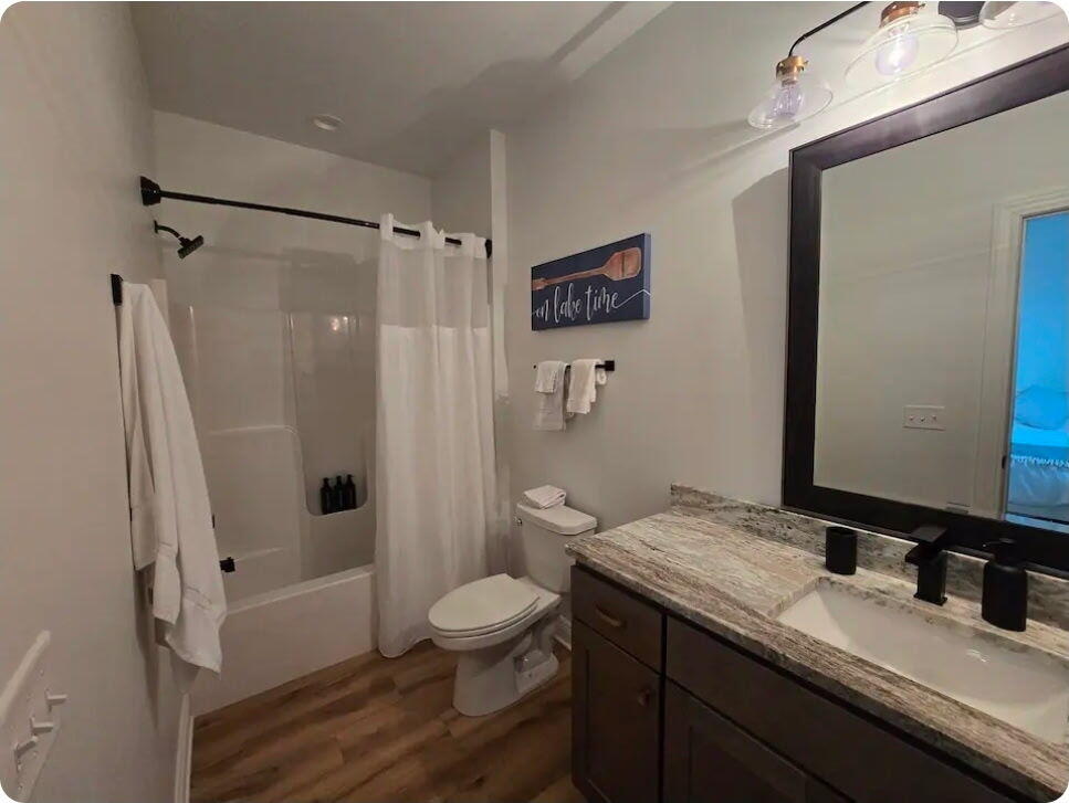 180 Peach Tree Lane Property Photo 16