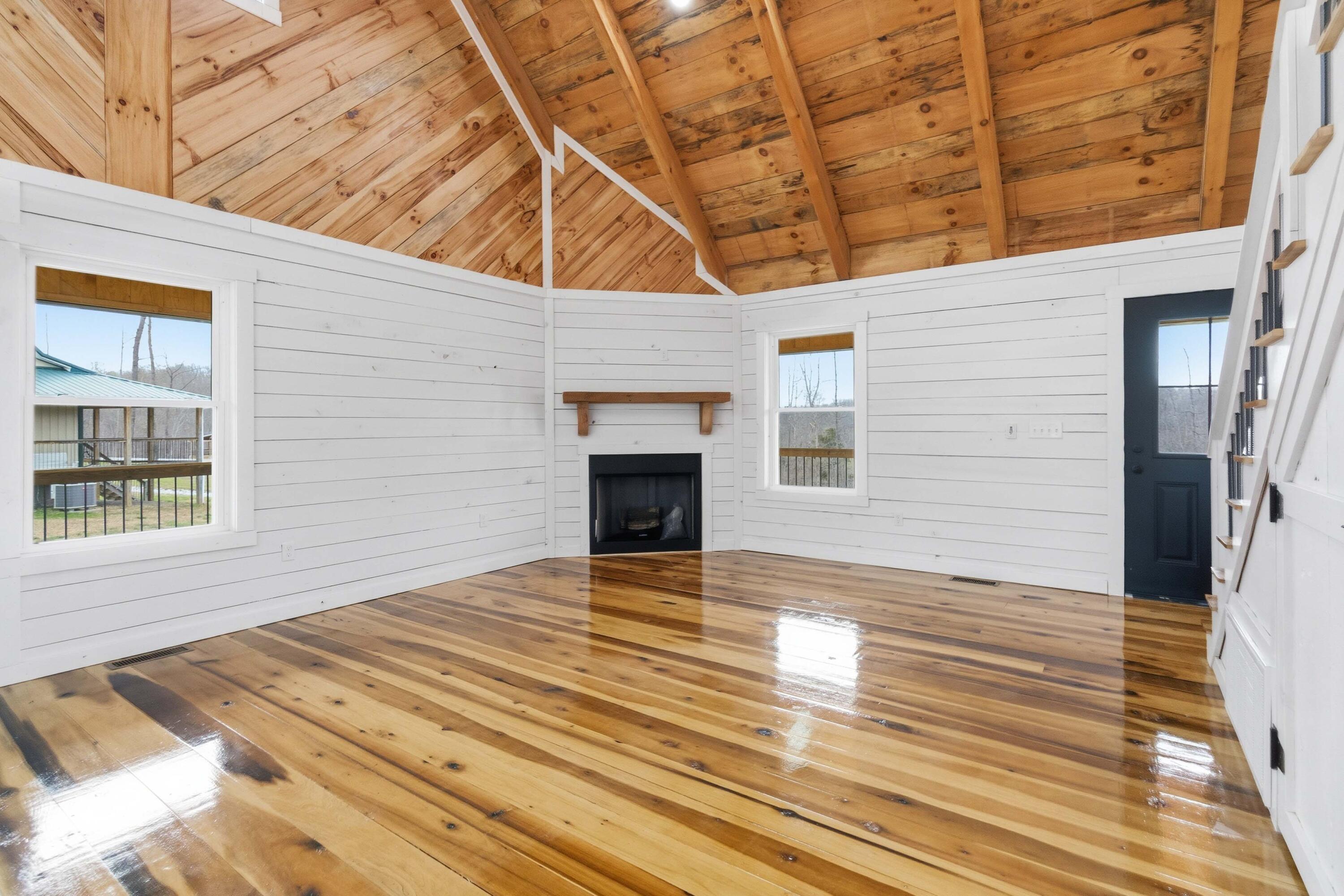 360 Pumpkin Creek Circle Property Photo 6
