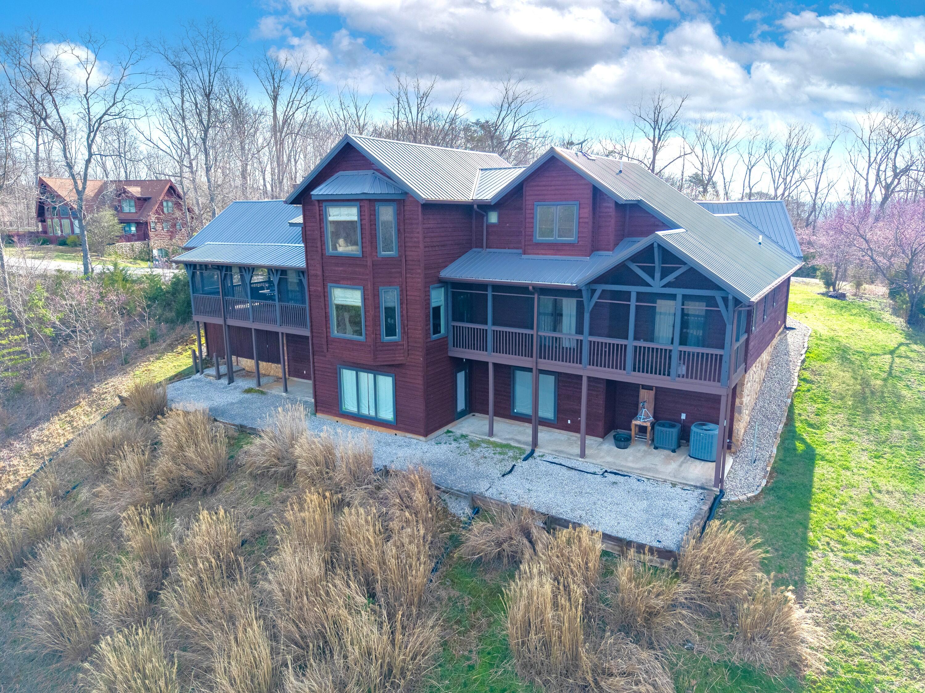 1166 Sandstone Point Trail Property Photo 5