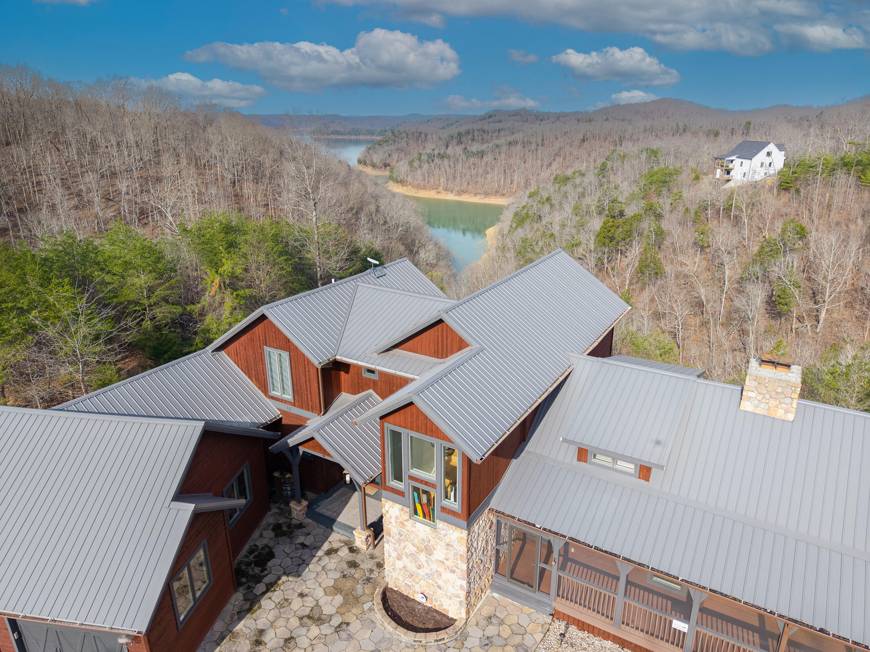 1166 Sandstone Point Trail Property Photo 16