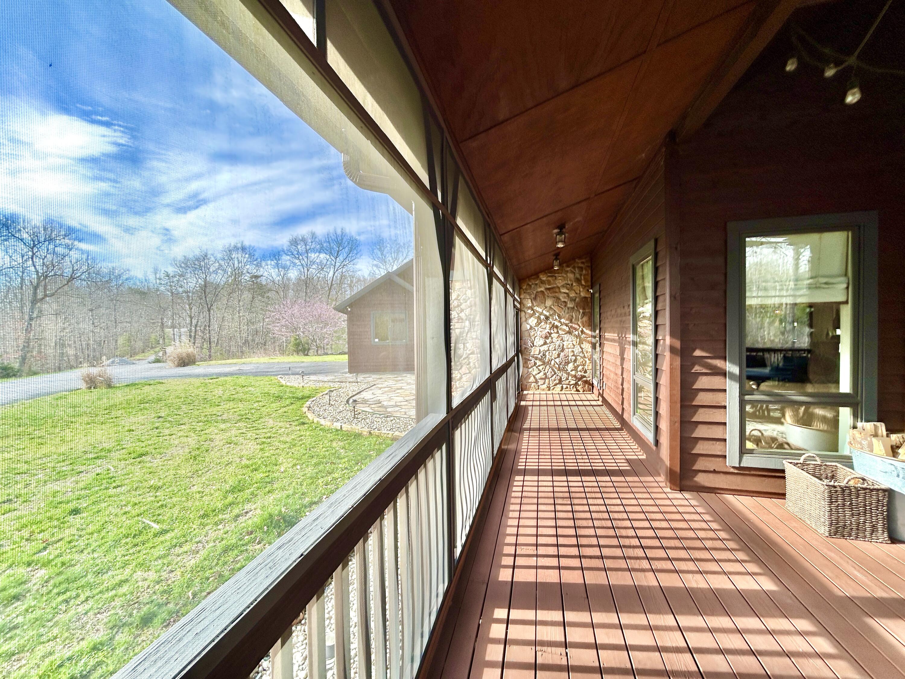 1166 Sandstone Point Trail Property Photo 40