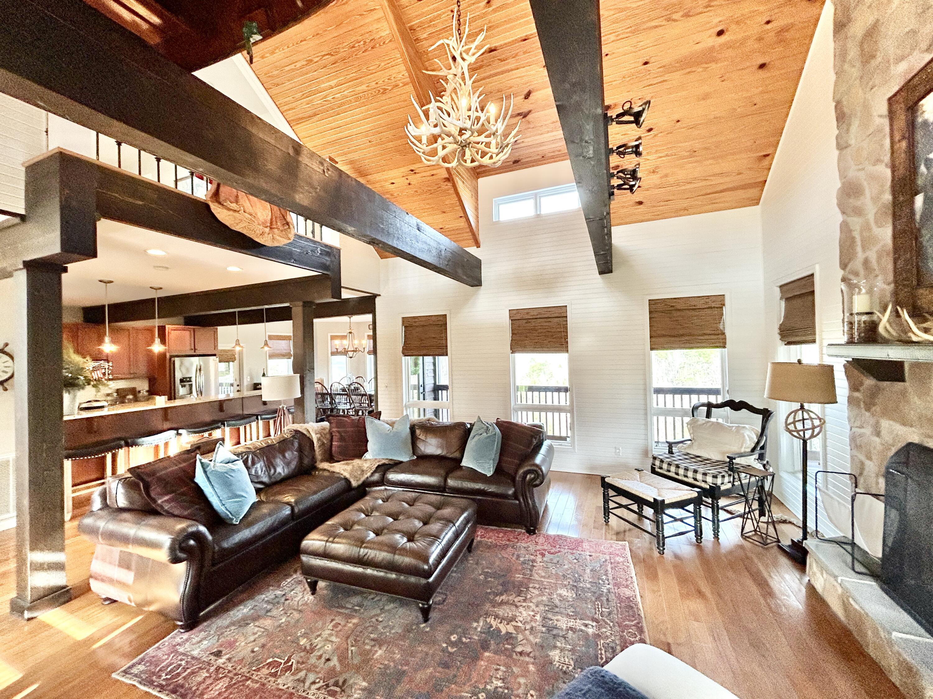 1166 Sandstone Point Trail Property Photo 54