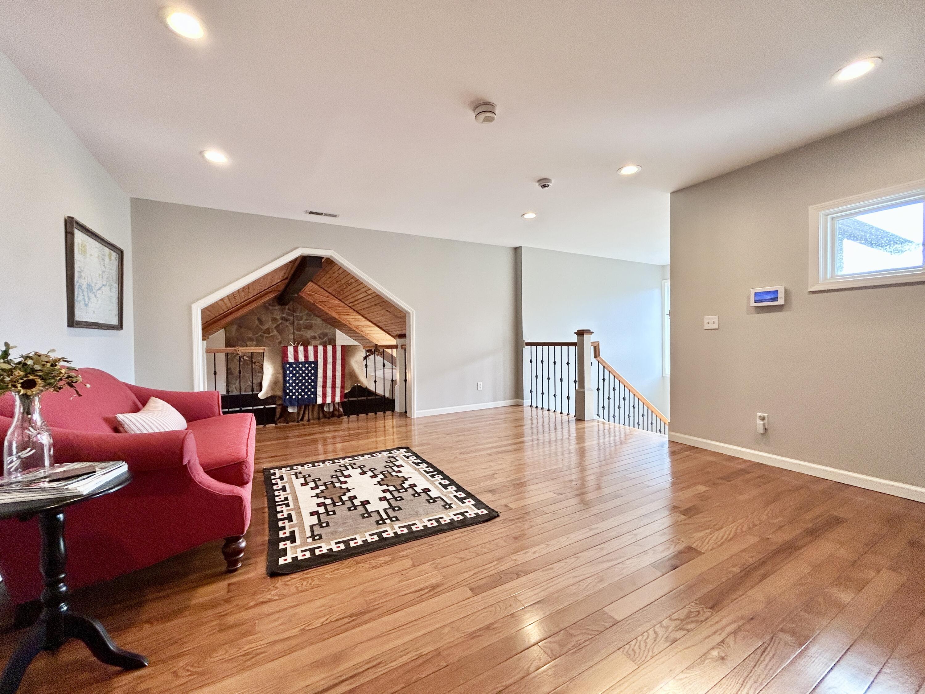 1166 Sandstone Point Trail Property Photo 86
