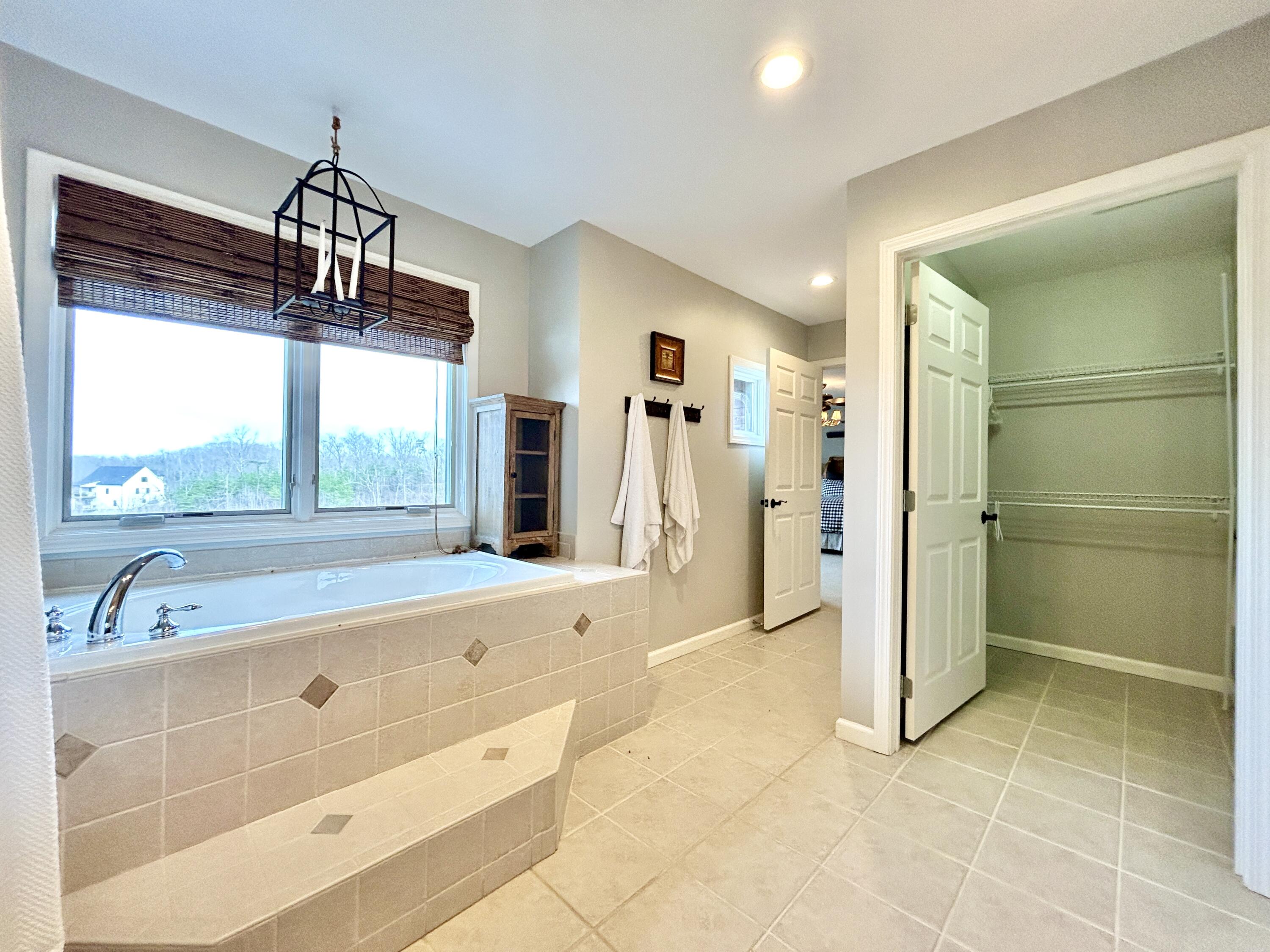 1166 Sandstone Point Trail Property Photo 94