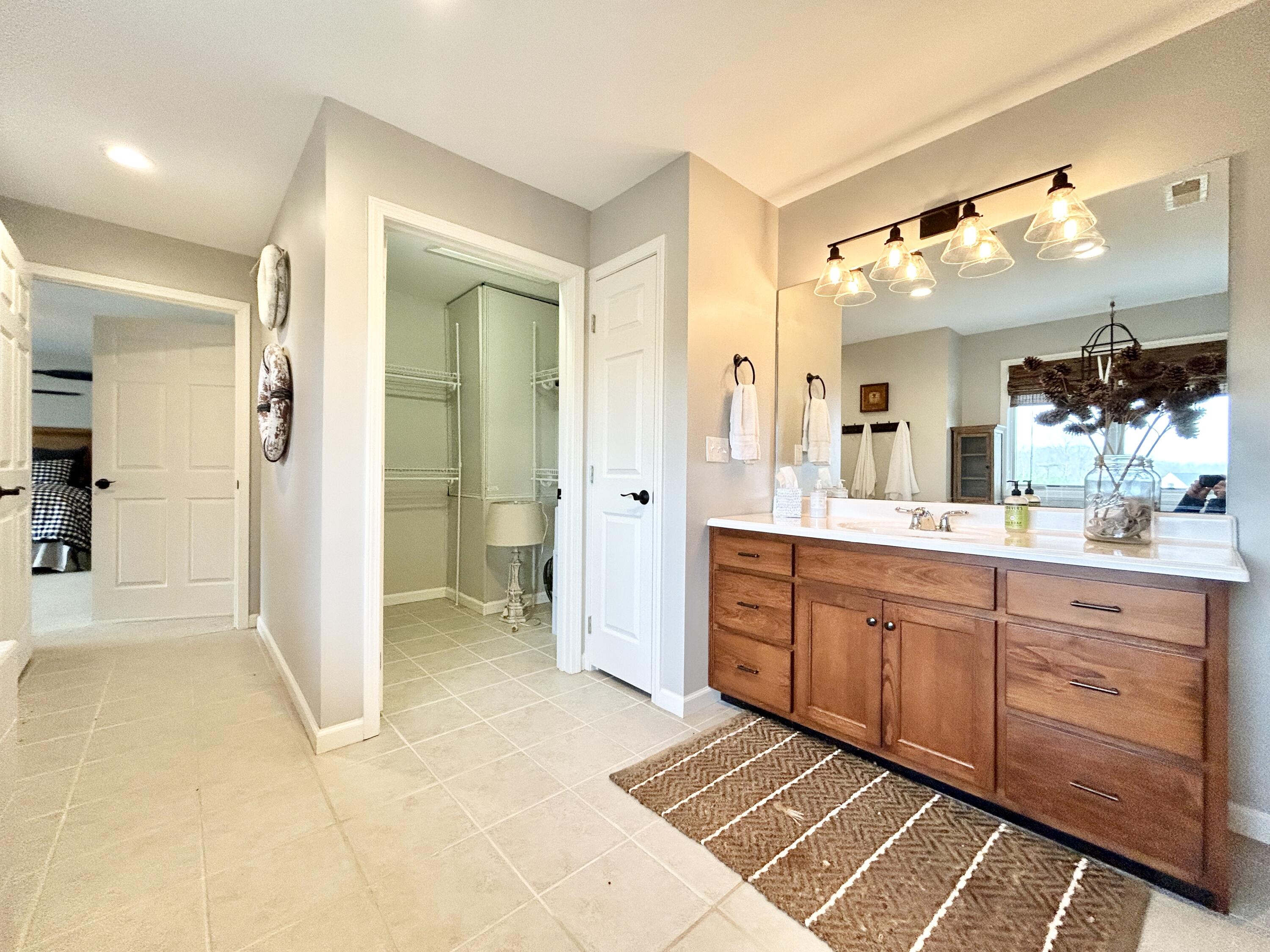 1166 Sandstone Point Trail Property Photo 96