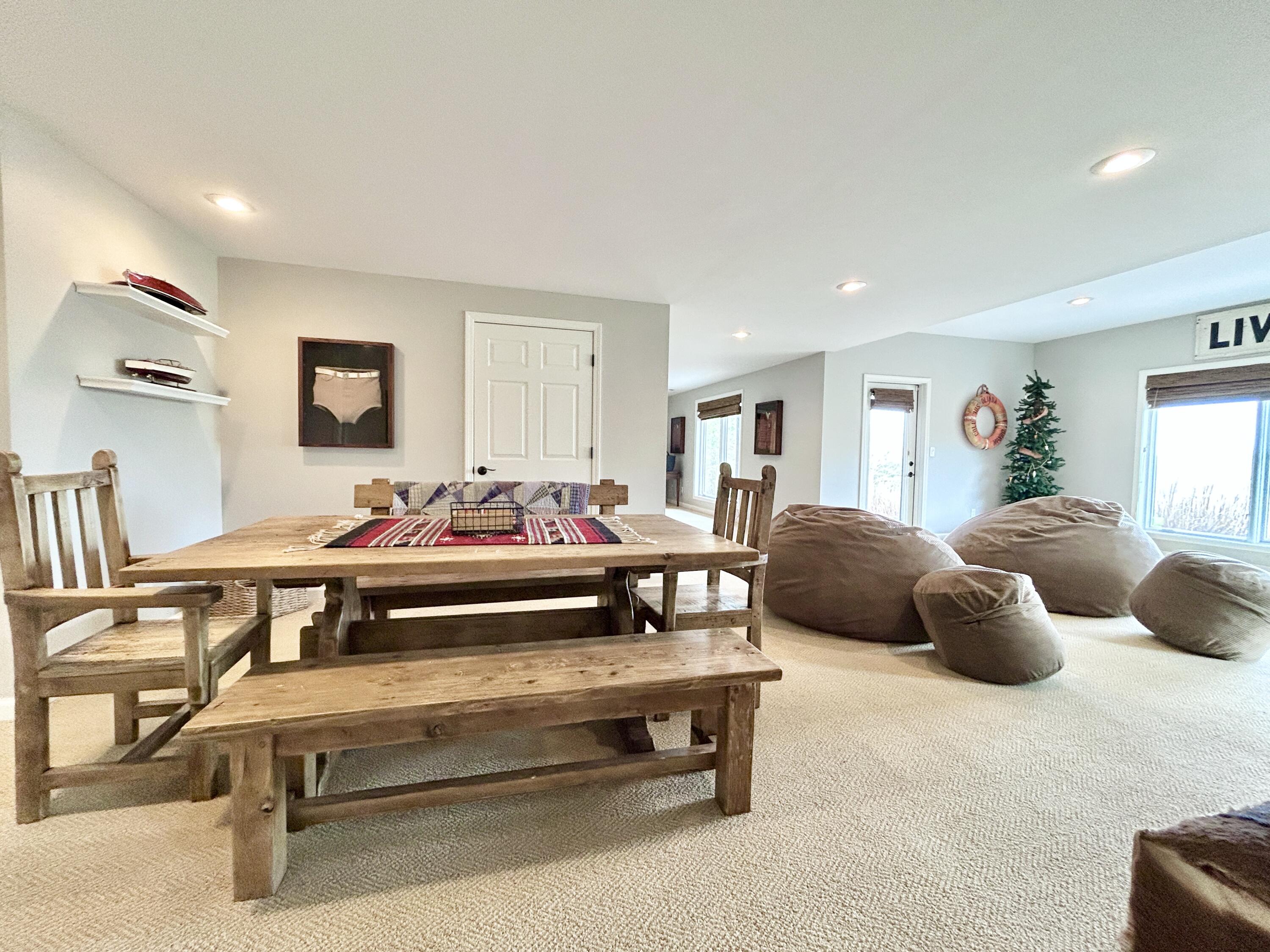 1166 Sandstone Point Trail Property Photo 110