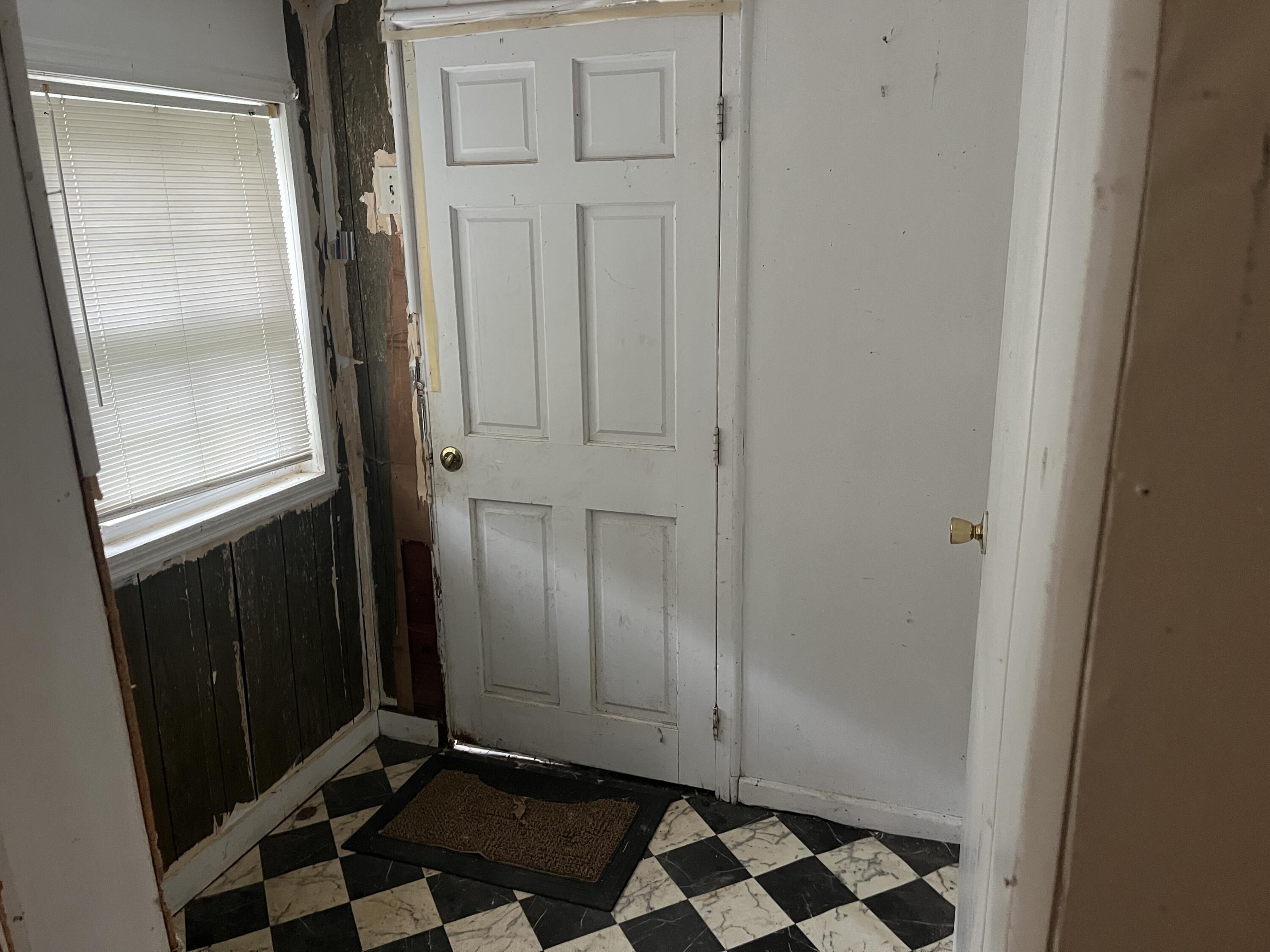 2633 Tates Creek Road Property Photo 15