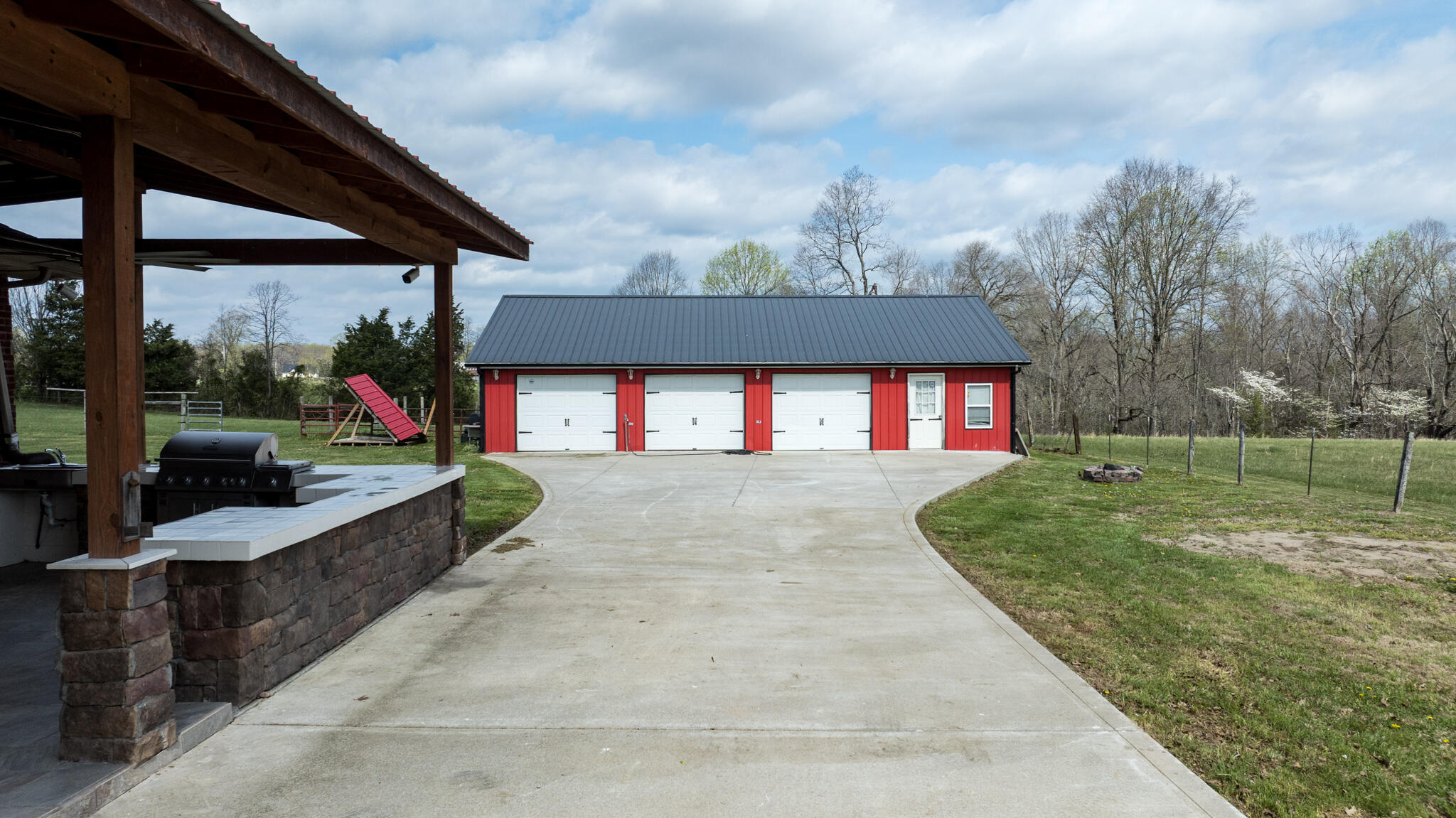 77 Deerfield Lane Property Photo 17