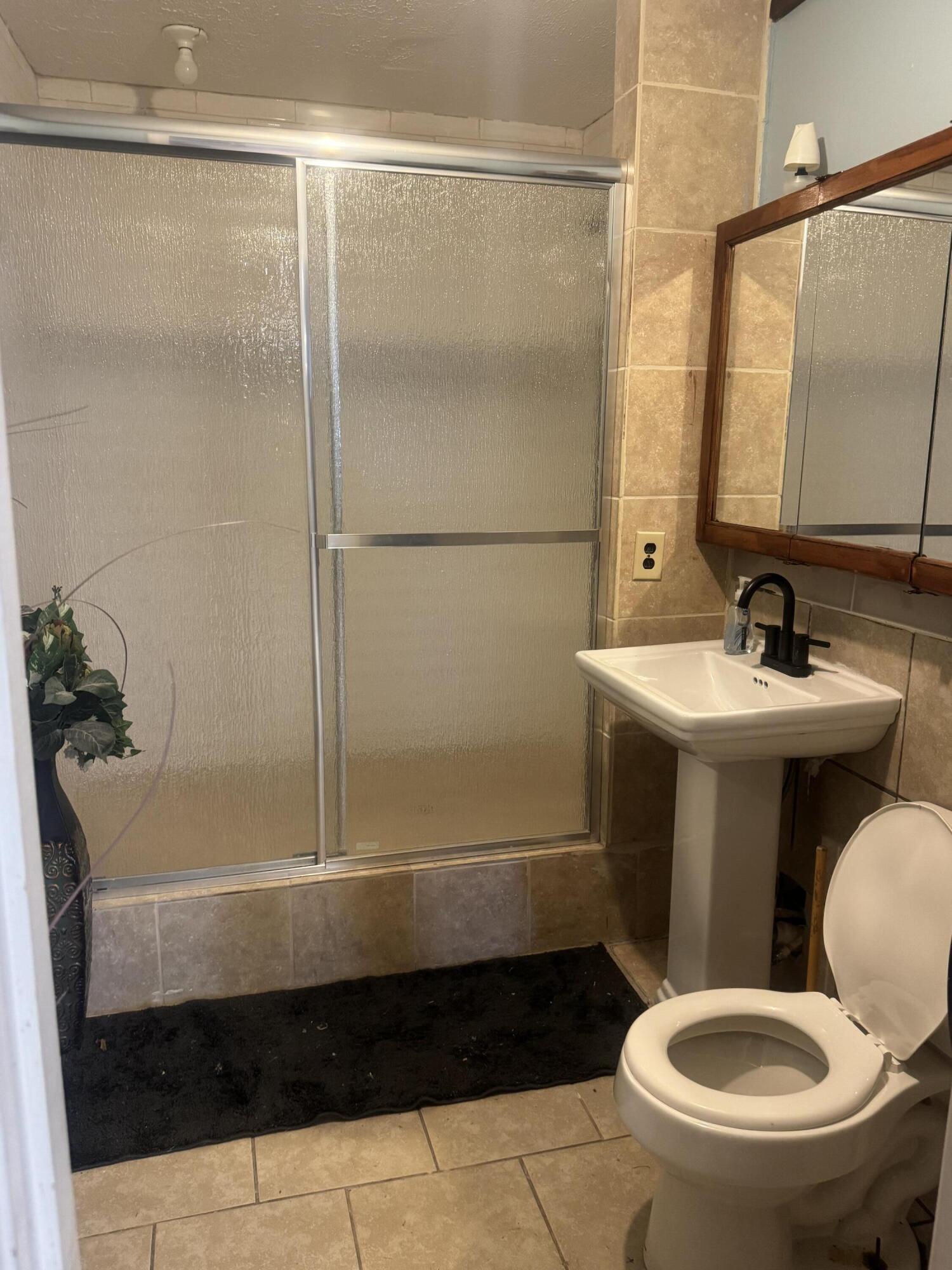 77 Deerfield Lane Property Photo 22