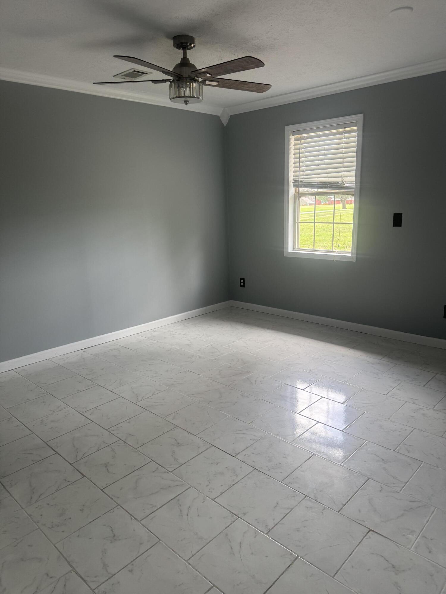 77 Deerfield Lane Property Photo 43