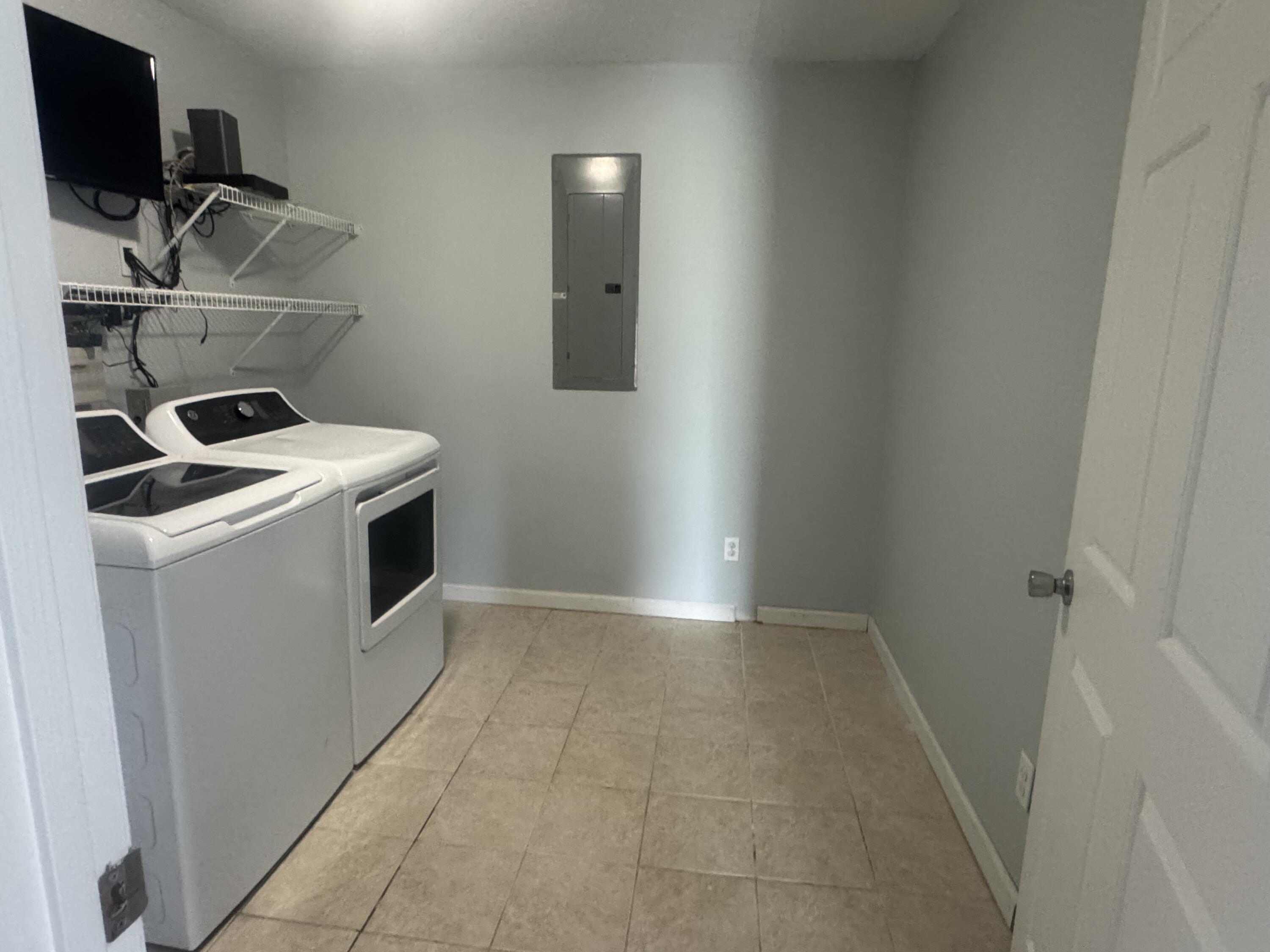 77 Deerfield Lane Property Photo 45