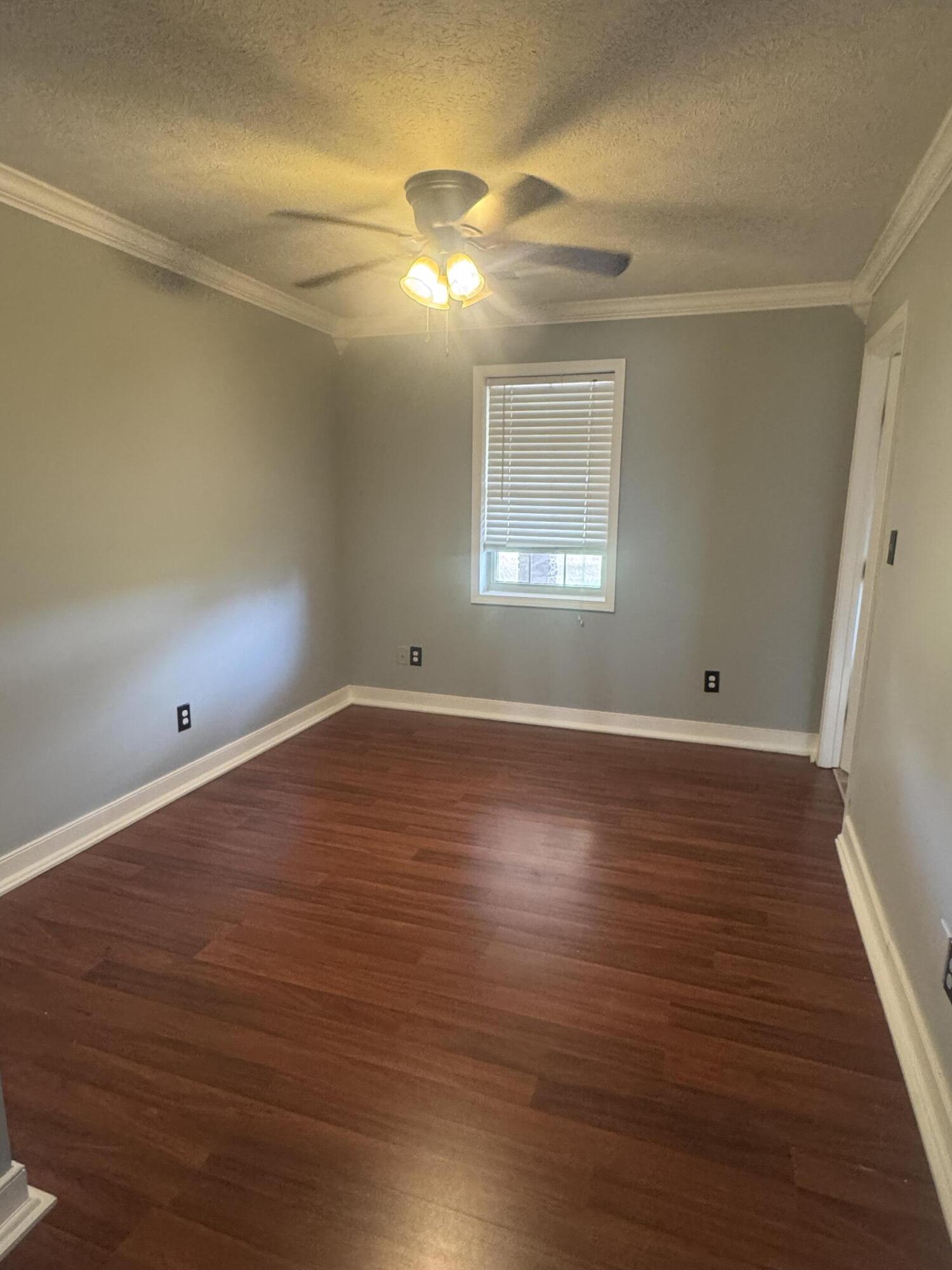 77 Deerfield Lane Property Photo 47