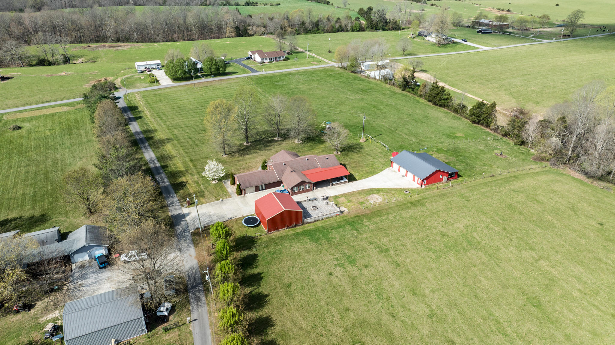77 Deerfield Lane Property Photo 100