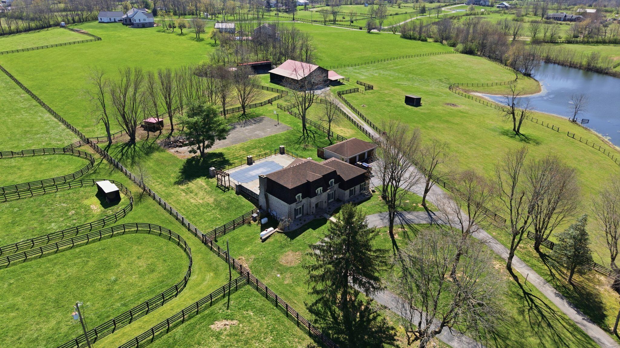 1830 Jacks Creek Pike Property Photo 6