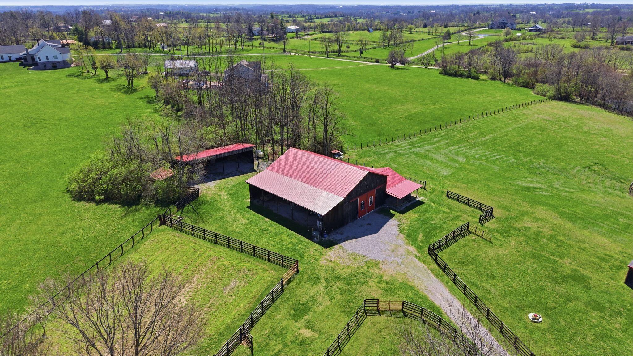 1830 Jacks Creek Pike Property Photo 8