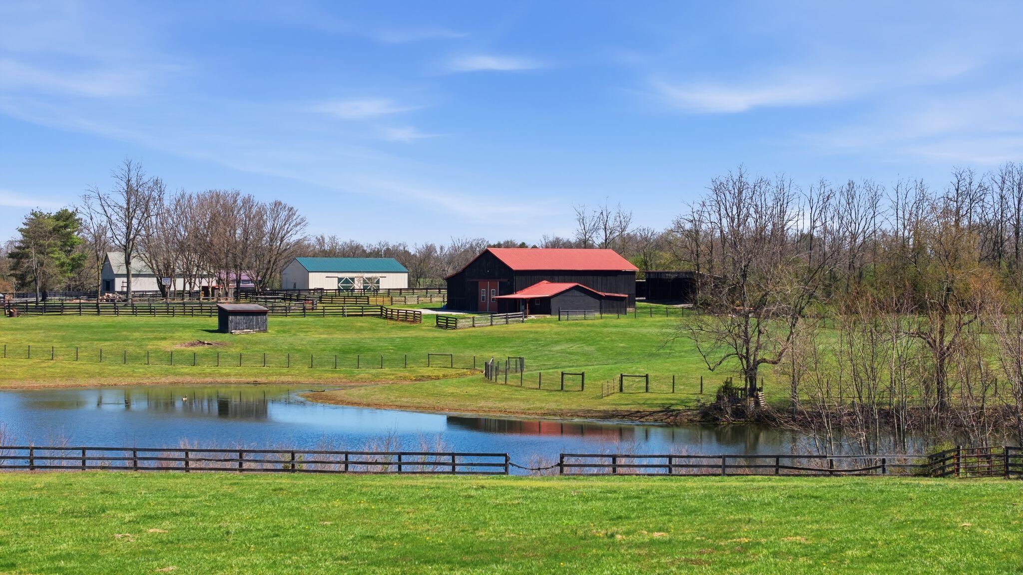 1830 Jacks Creek Pike Property Photo 10