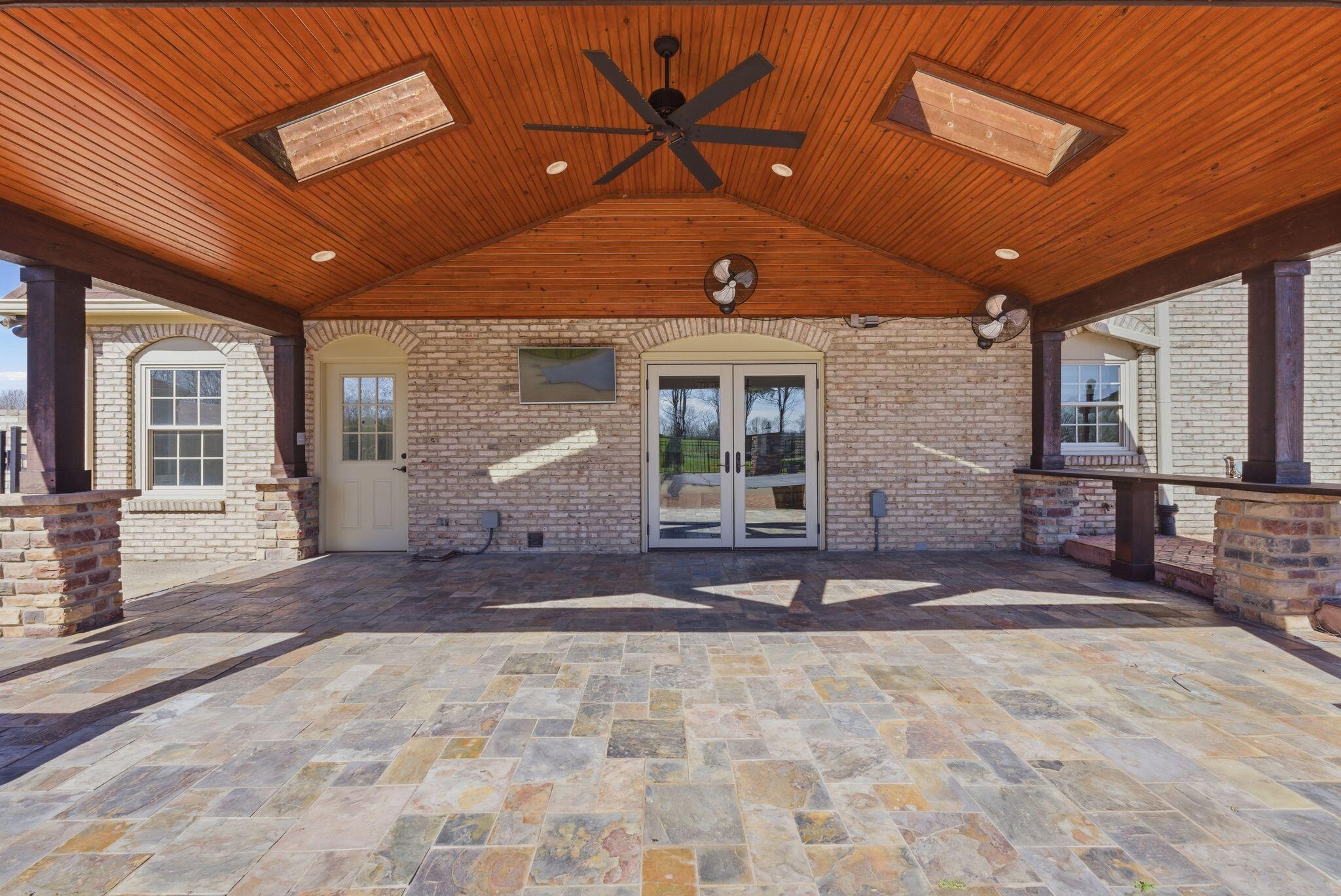 1830 Jacks Creek Pike Property Photo 71
