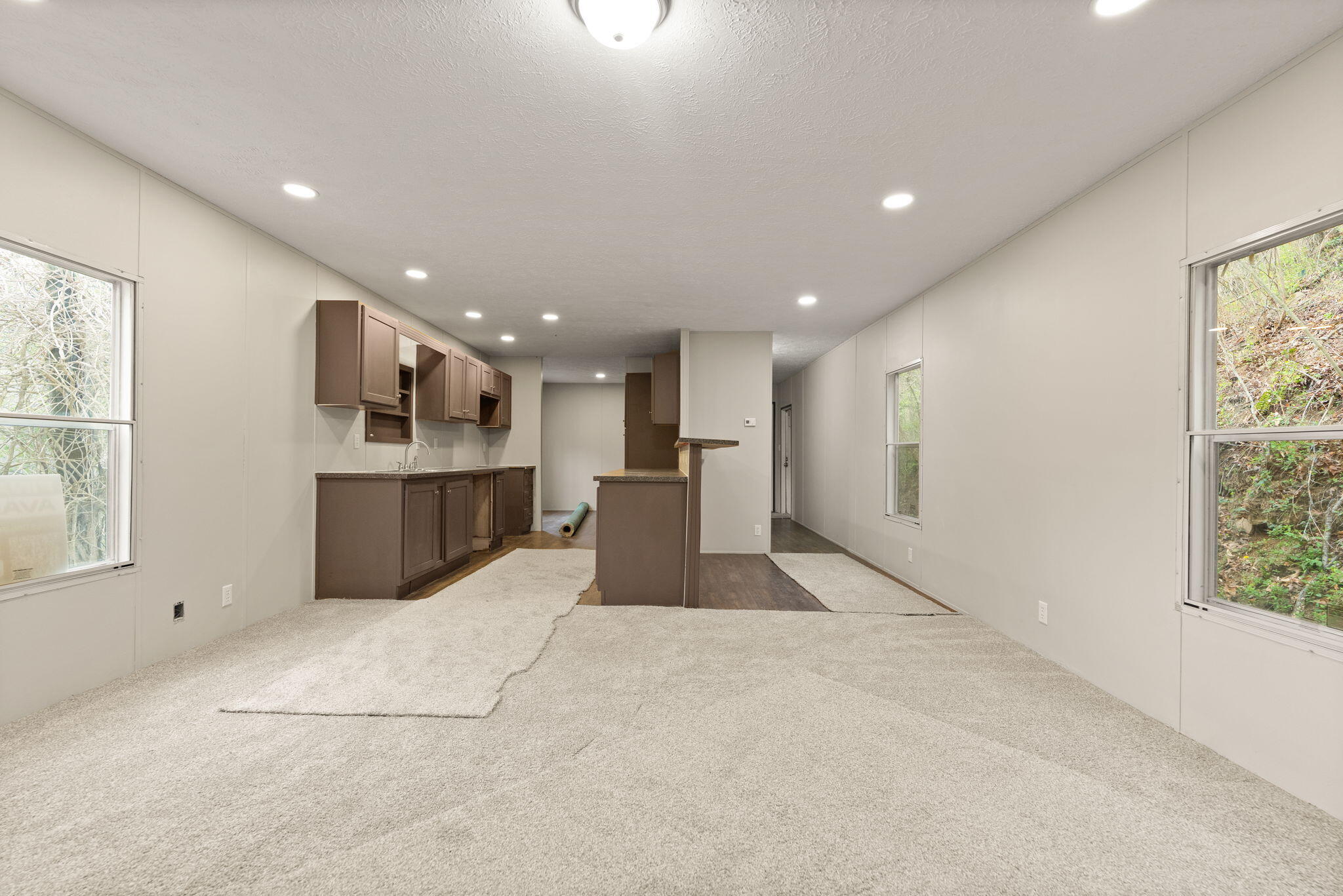 183 Pine Br Road Property Photo 4
